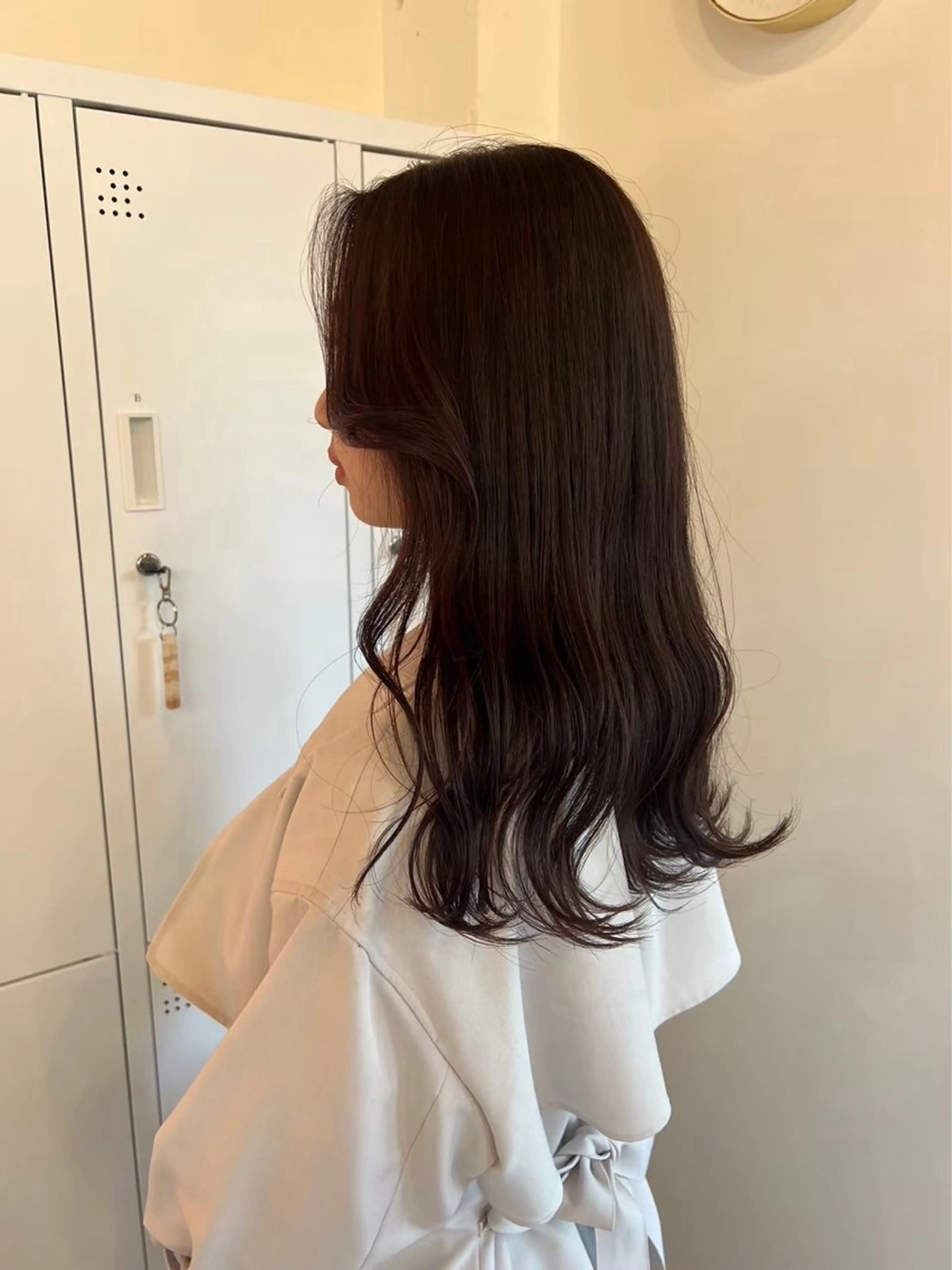 カラー 神田 瑠衣のヘアスタイル