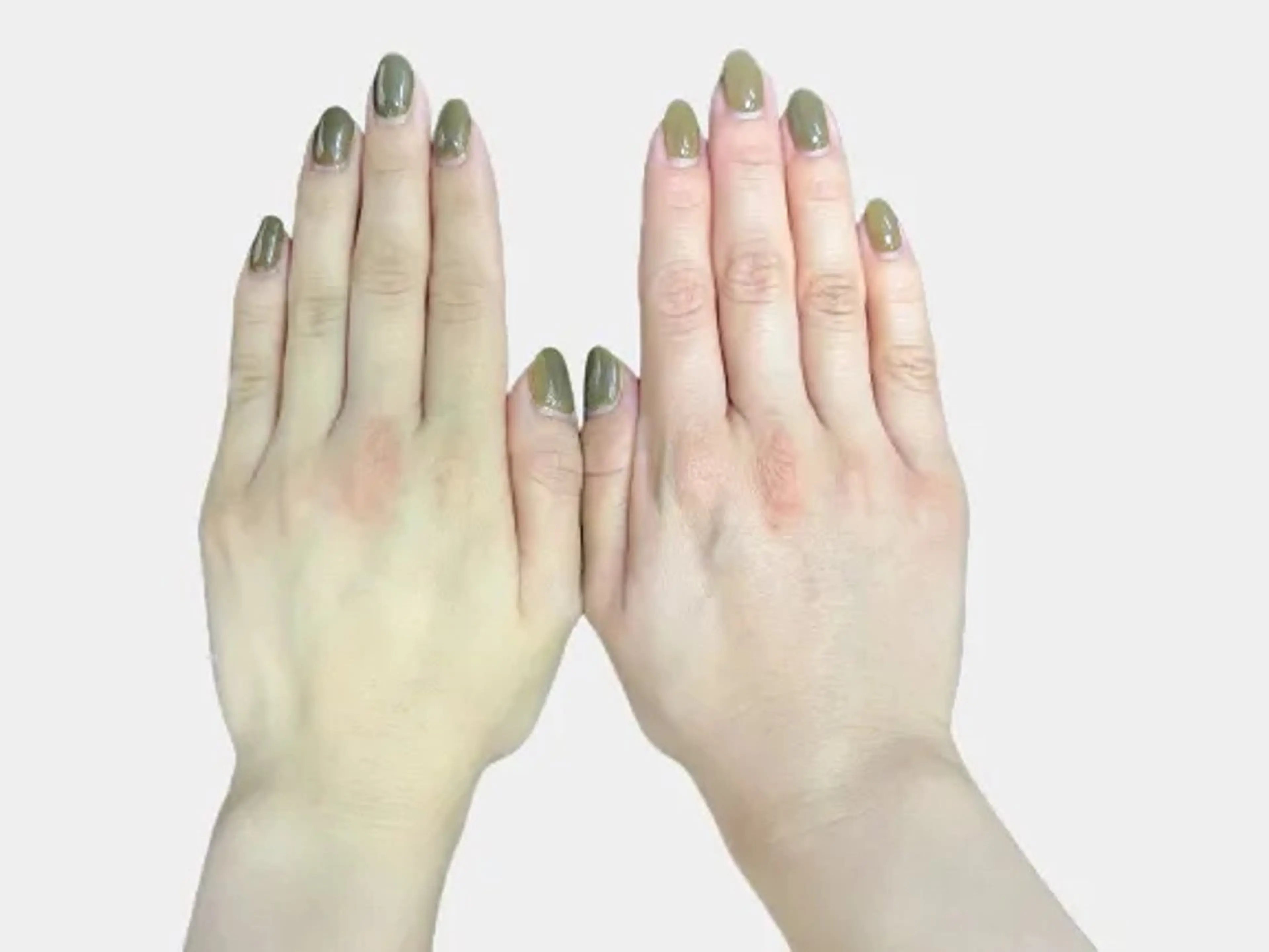 ✨️美肌フォト✨️両手🌸の写真