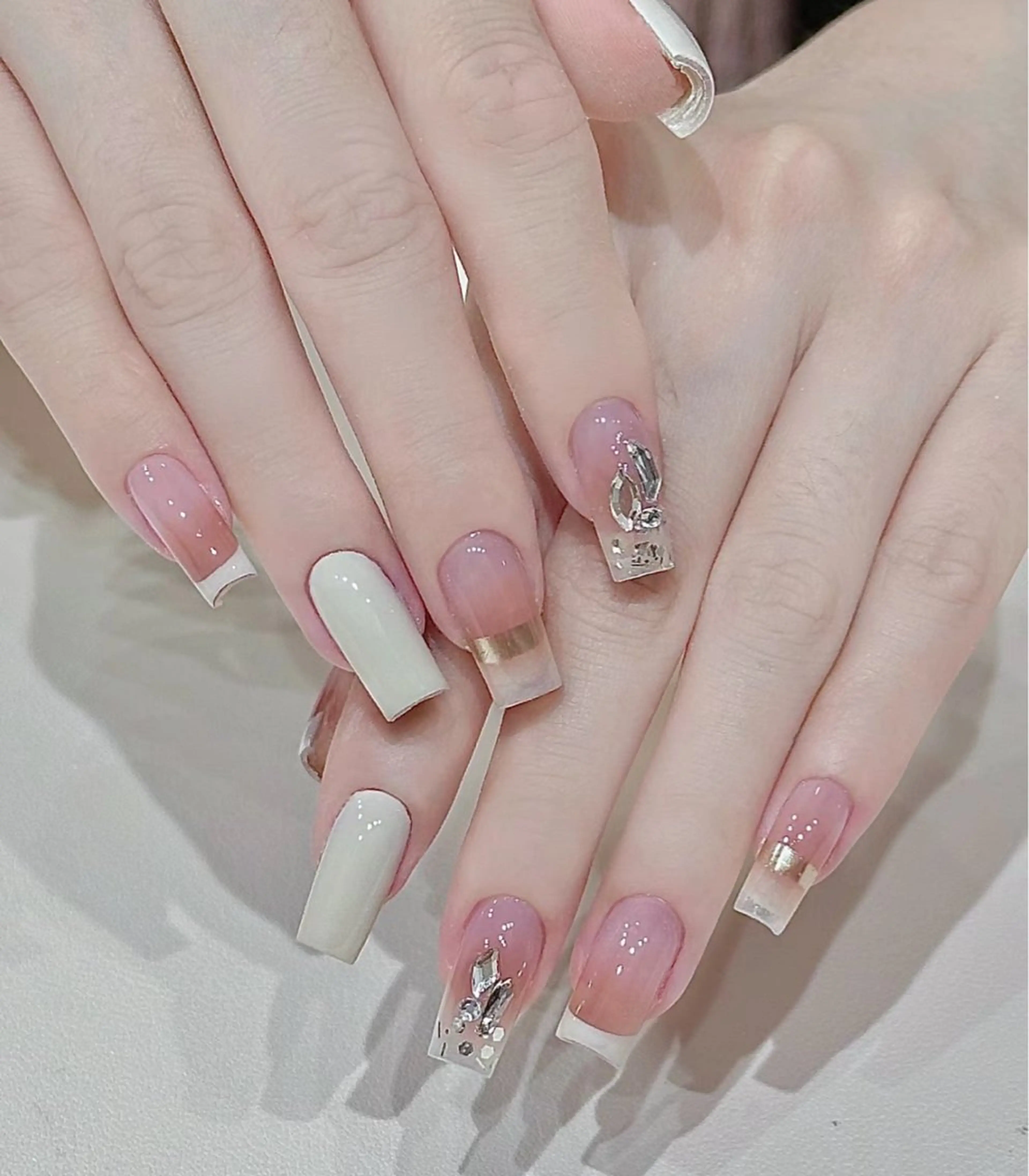 ネイル ハンドネイル 🎀Ｍ nails✨ ビューティーのネイルデザイン