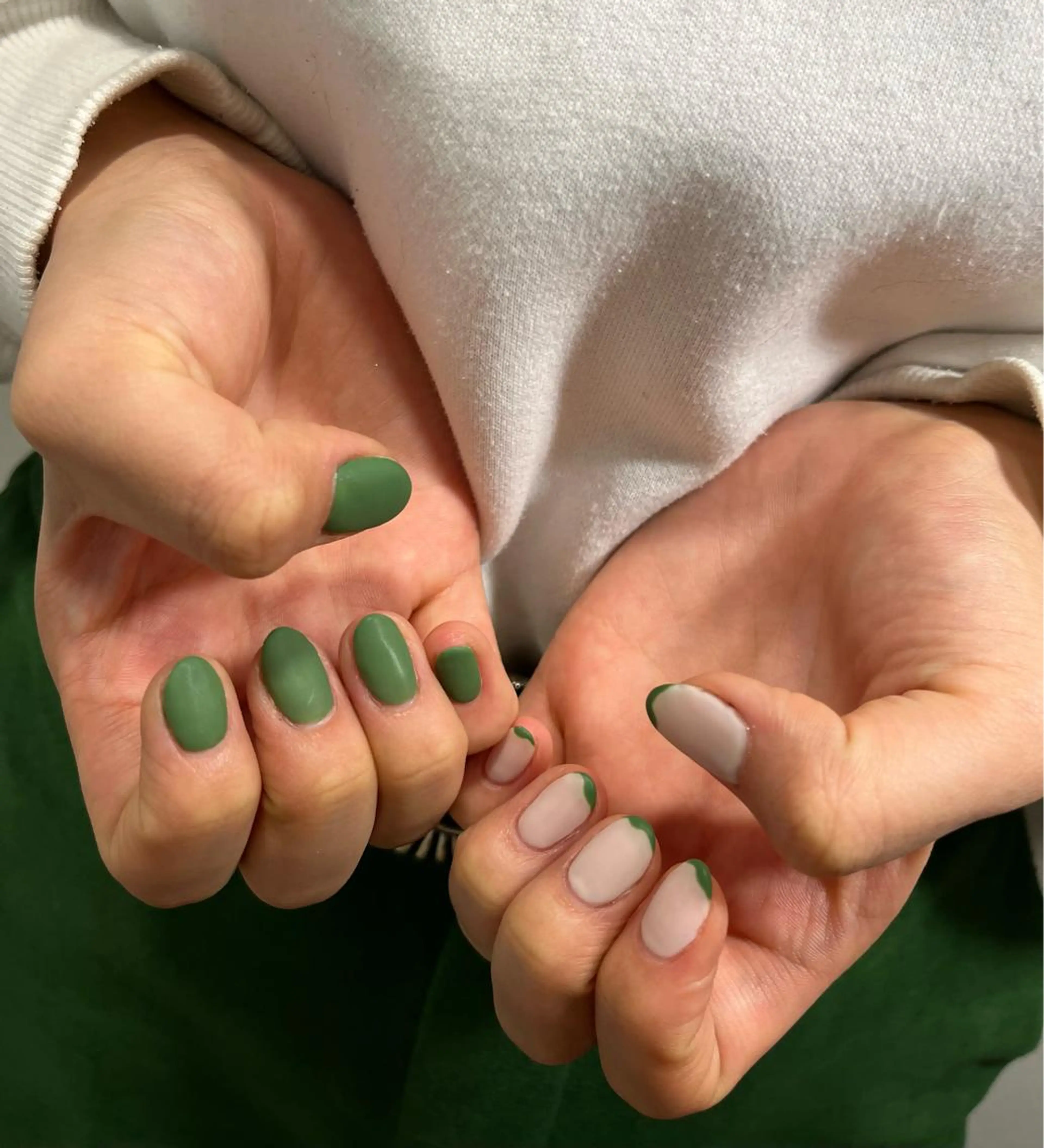 ネイル 小川 奈々花のネイルデザイン