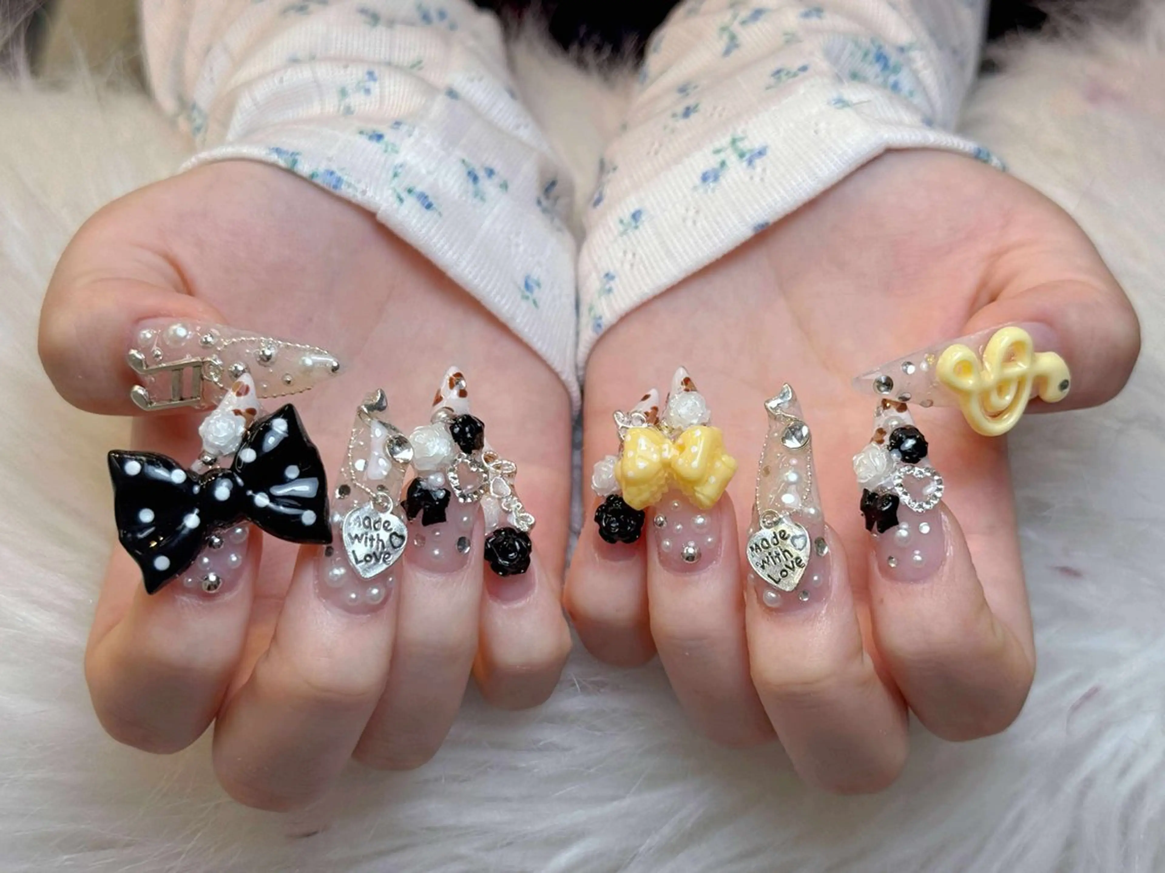 ネイル アートネイル 成人式 ジェルネイル ニュアンスネイル 夏ネイル ハンドネイル Jenn Nail Salonのネイルデザイン