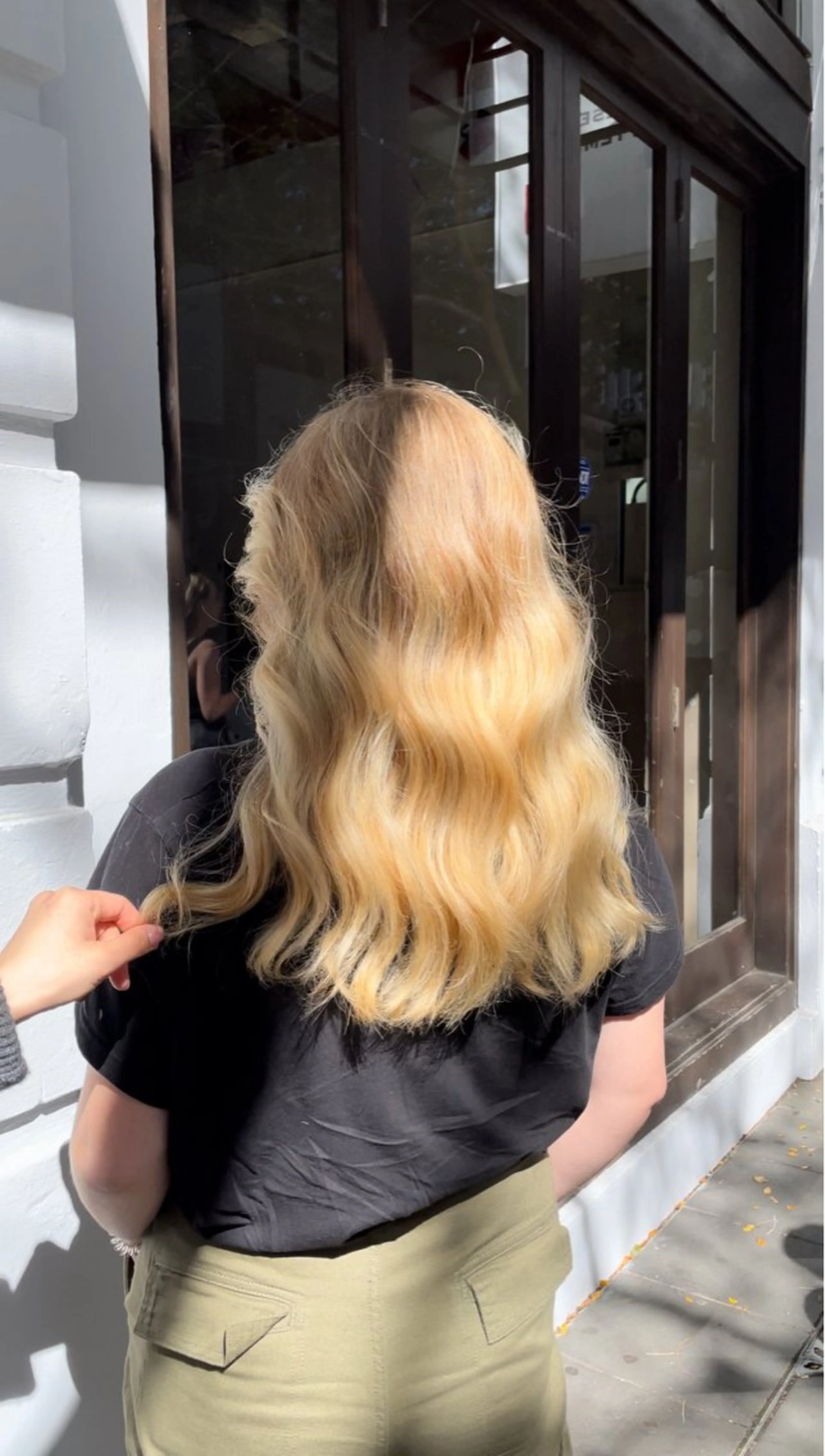 カラー Kana .のヘアスタイル