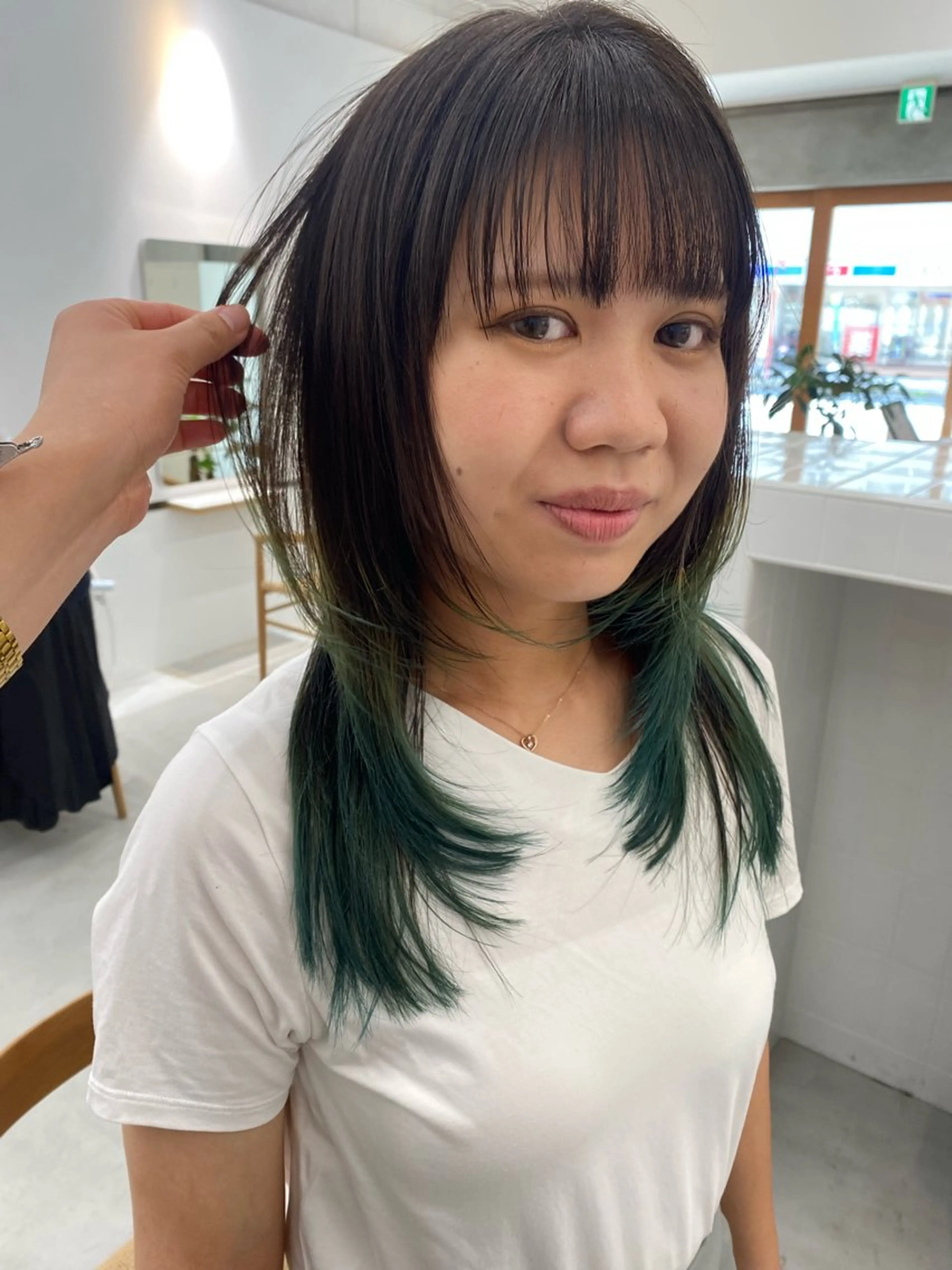 ミディアム カラー givet所属・心斎橋/デザインカラ ー/海外風/ナツミのヘアスタイル