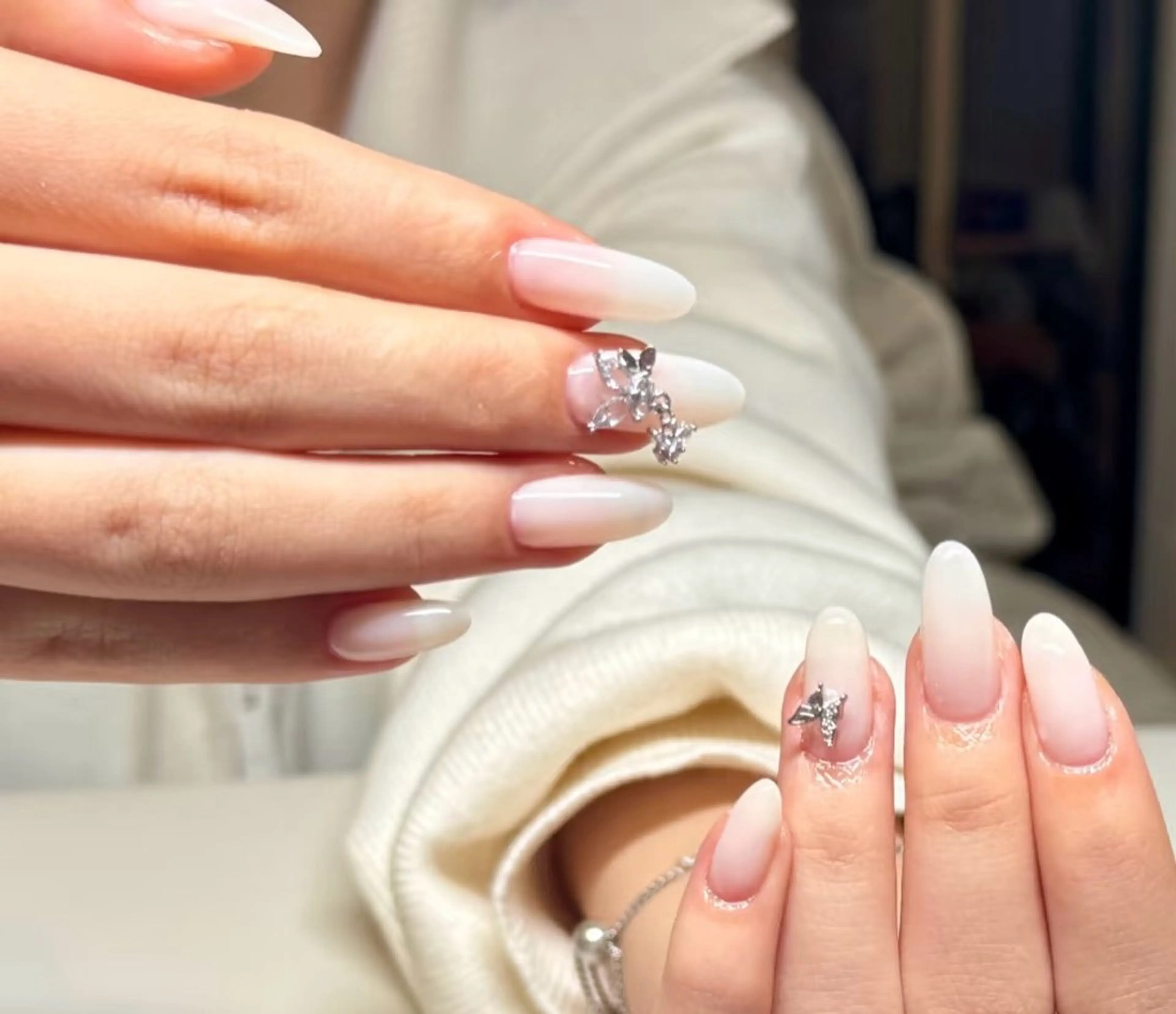 ネイル 高木 維麗絲のネイルデザイン