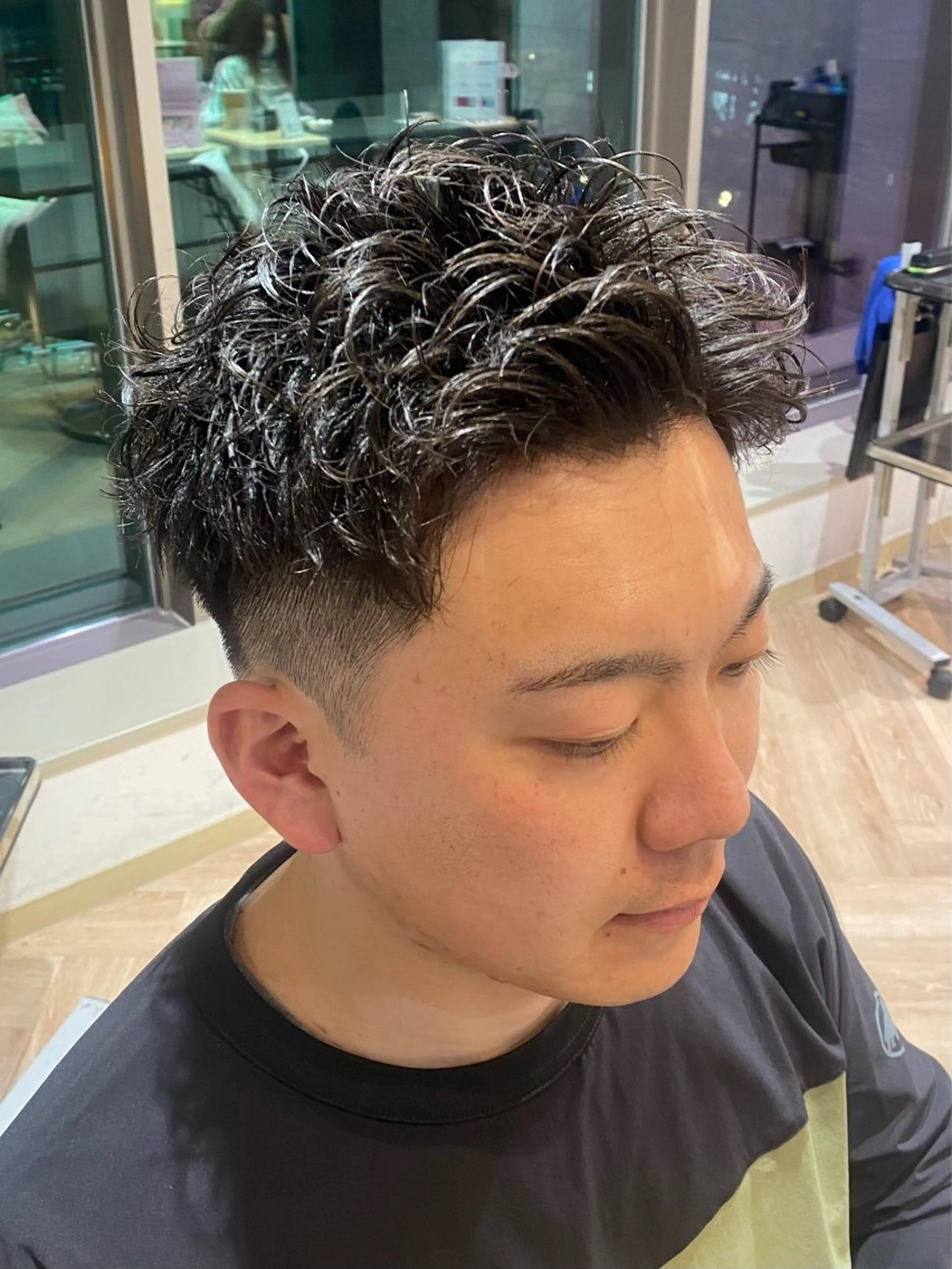 メンズ メンズ特化/フェザー /パーマ/伊勢元のヘアスタイル