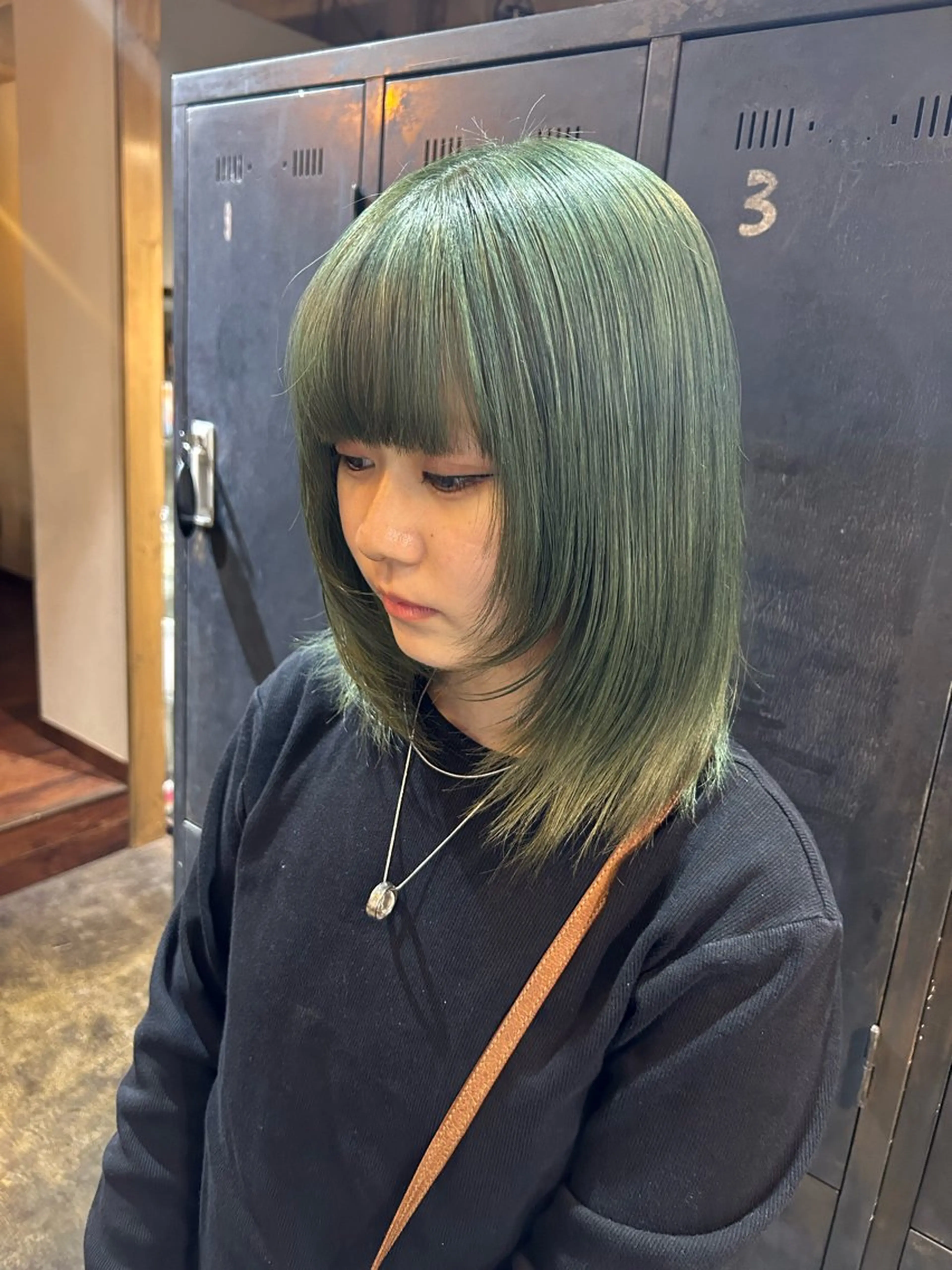 ミディアム ヘアカラー トリートメント L STUDIO所属・ハイトーン/ブリーチ 🧁soraのヘアスタイル