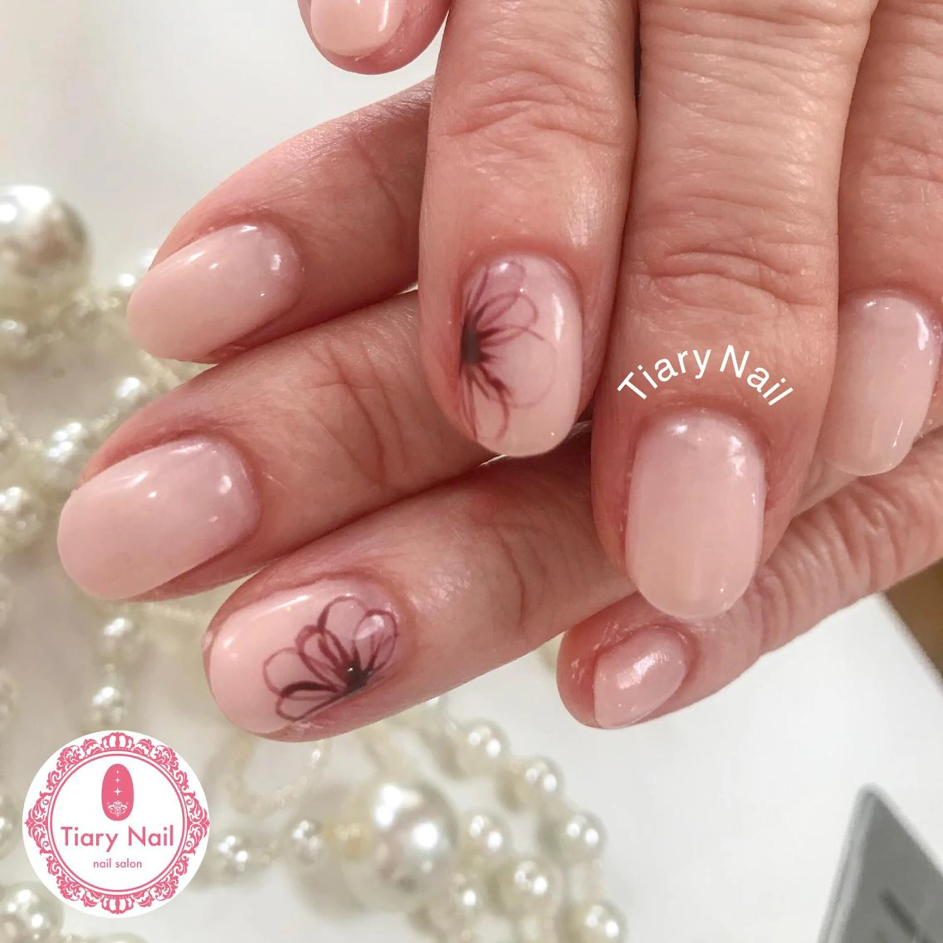 ネイル 💗🪽Tiary Nail🪽💗のネイルデザイン