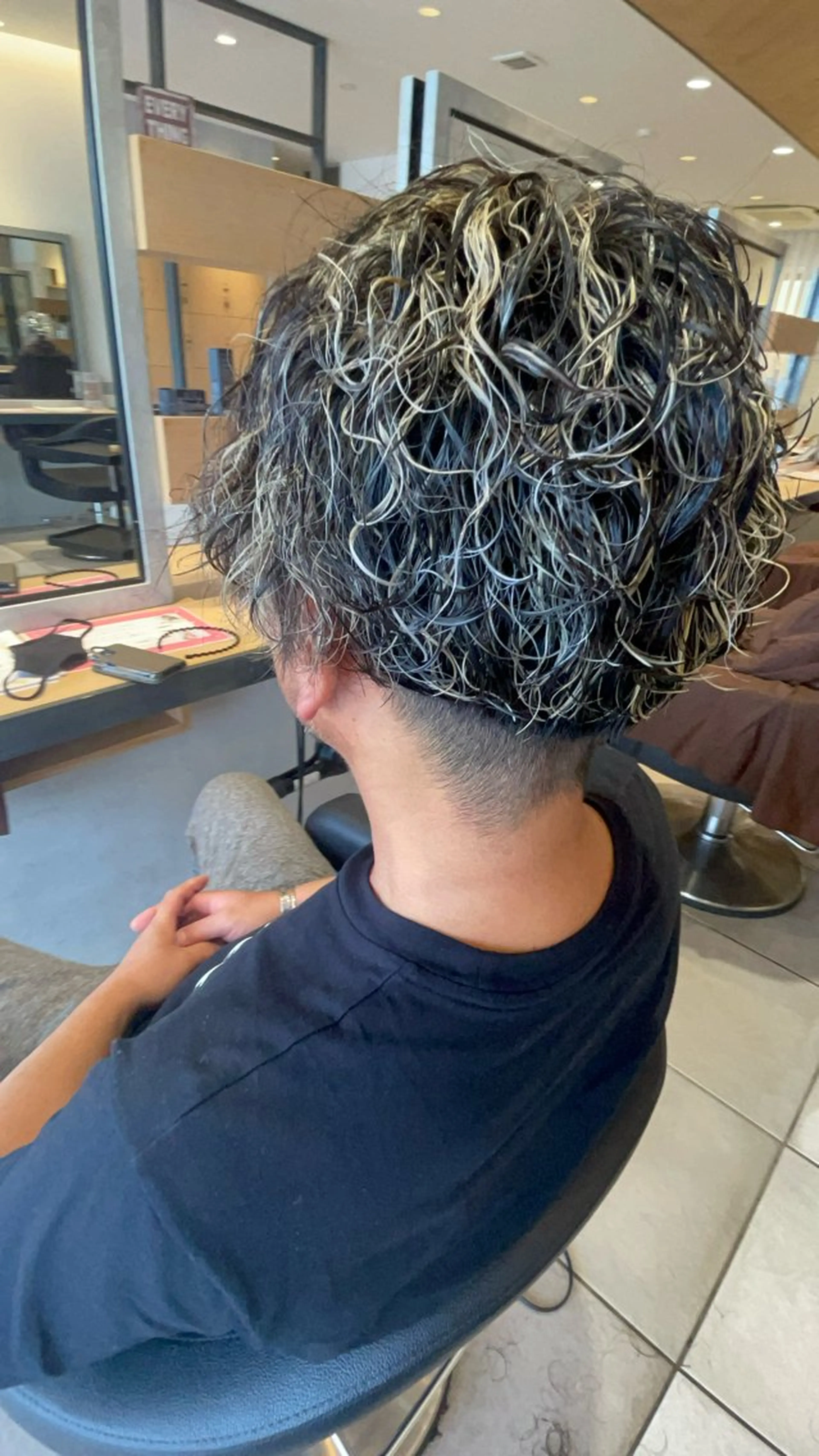 ショート カラー パーマ メンズ メンズハイライト ハイライトカラー ハイライト カット ヘアカラー パーマ トリートメント ヘッドスパ ヘアセット 【レイク　メンズ特化 /パーマ特化】野平のヘアスタイル