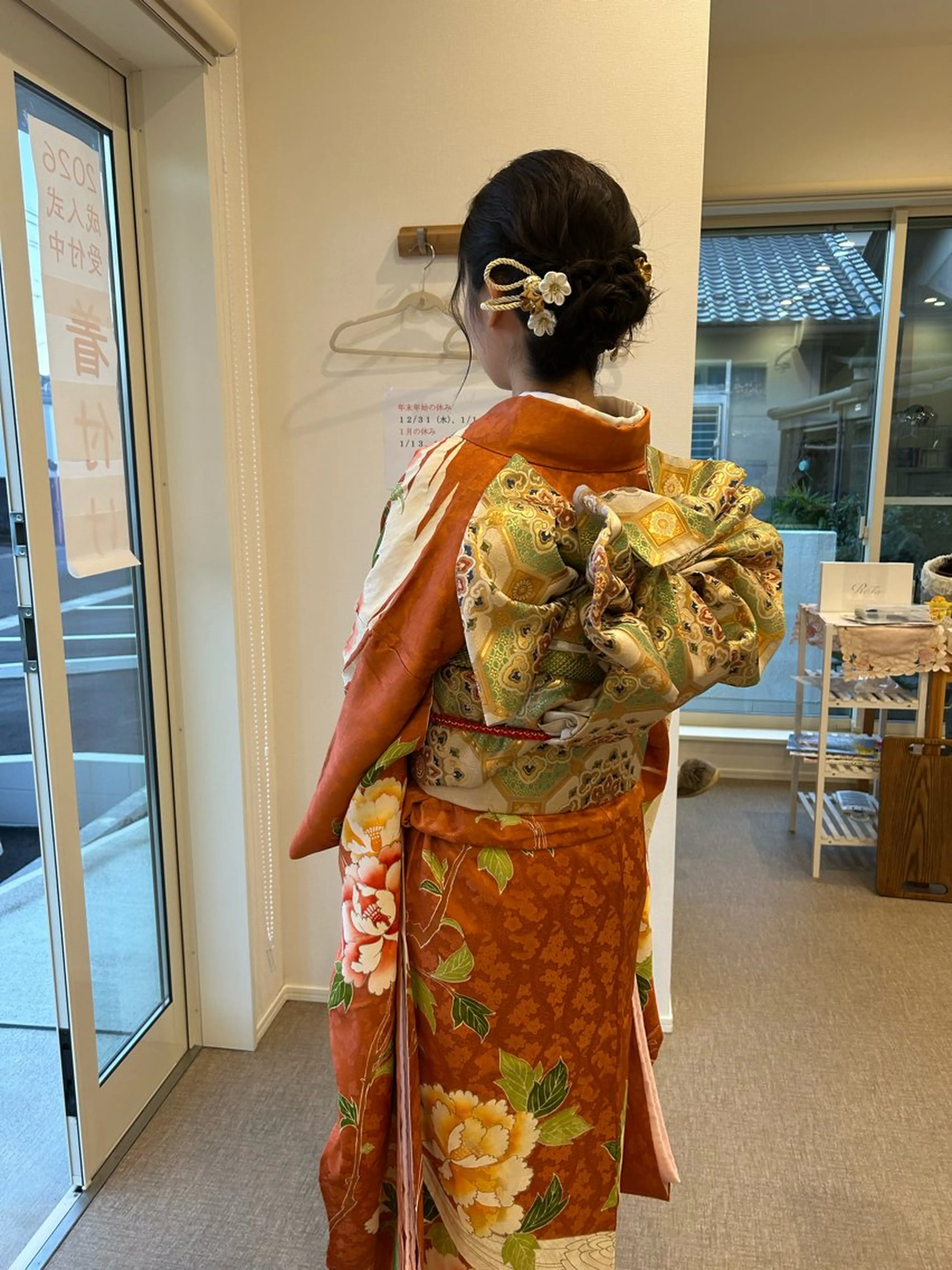 セミロング ヘアアレンジ 着付け アミオーガニック カラーのヘアスタイル