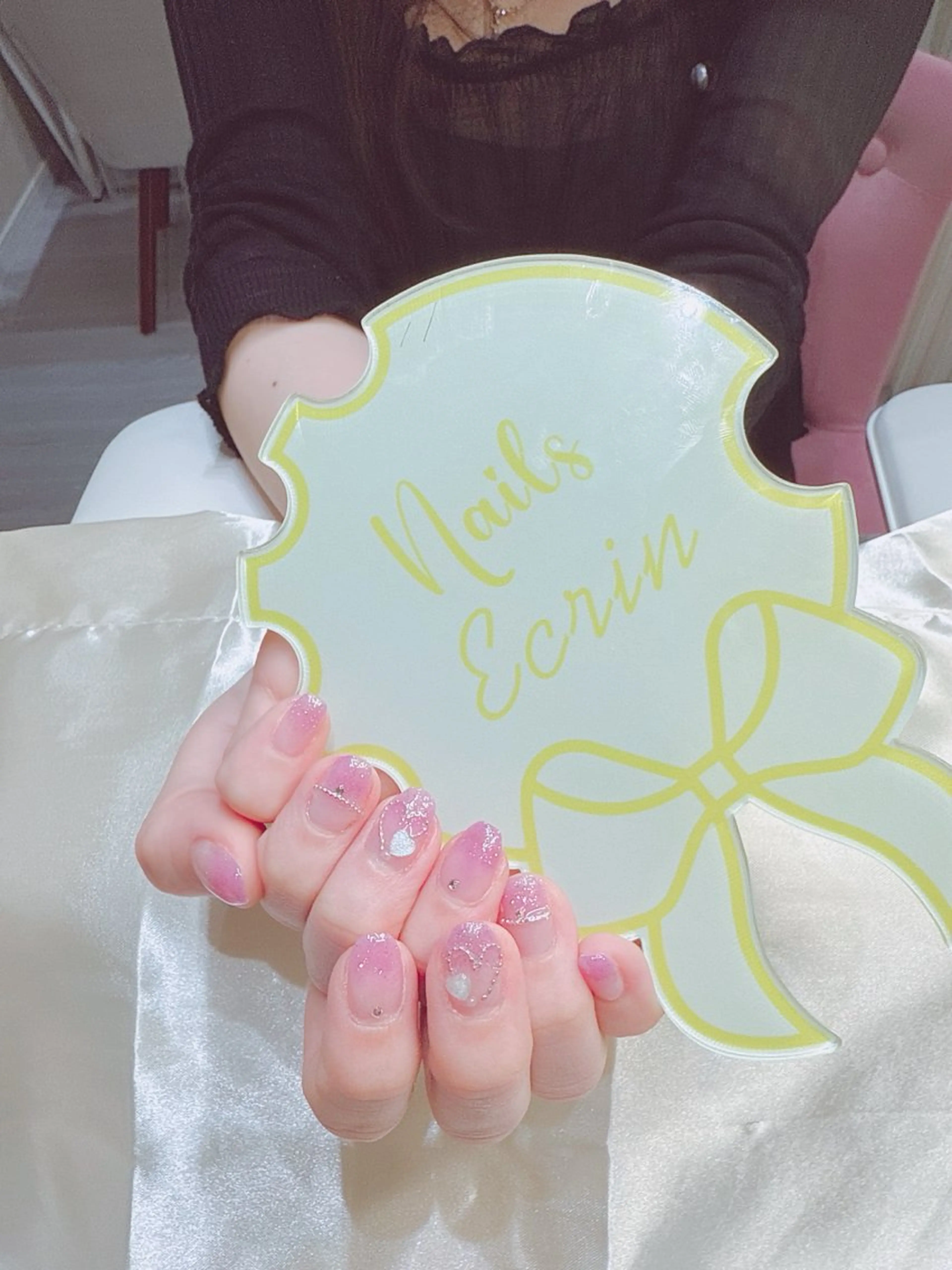 ネイル アートネイル クリアネイル ガーリー ホログラムネイル キラキラネイル NailSalon✨ Écrinエクランのネイルデザイン