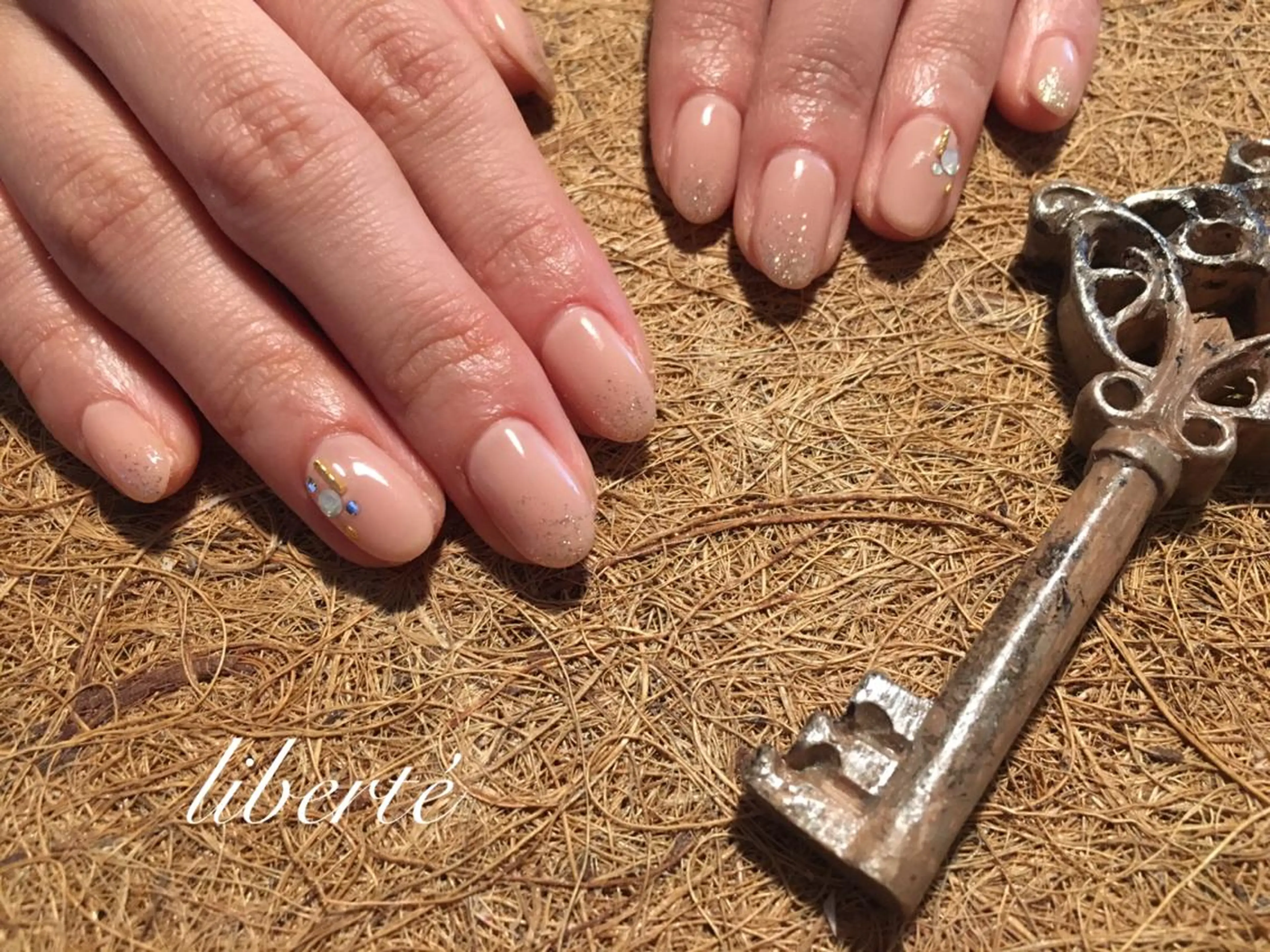 ネイル liberté (リベルテ)のネイルデザイン