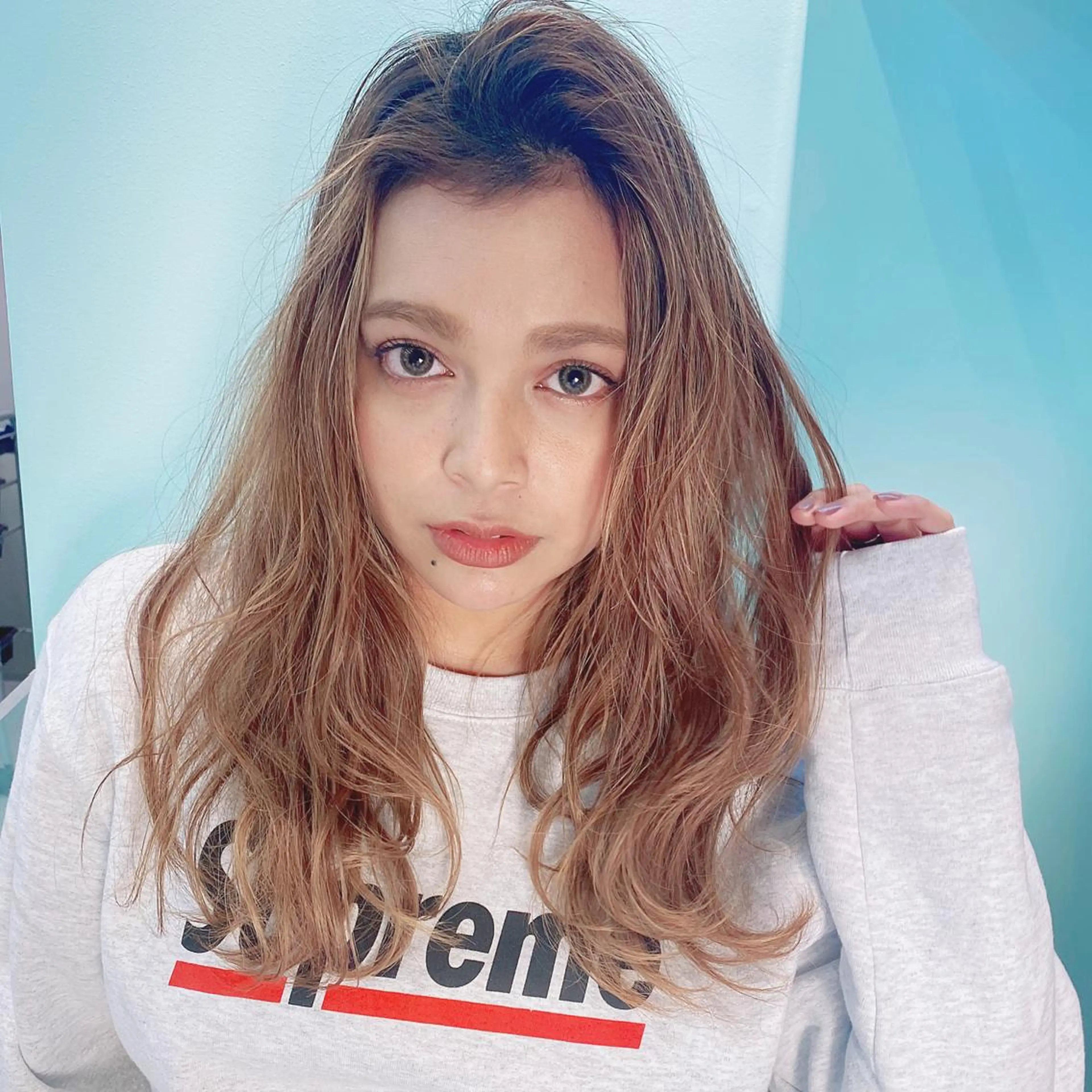 ロング カラー カット ヘアカラー トリートメント 岡野 静華のヘアスタイル