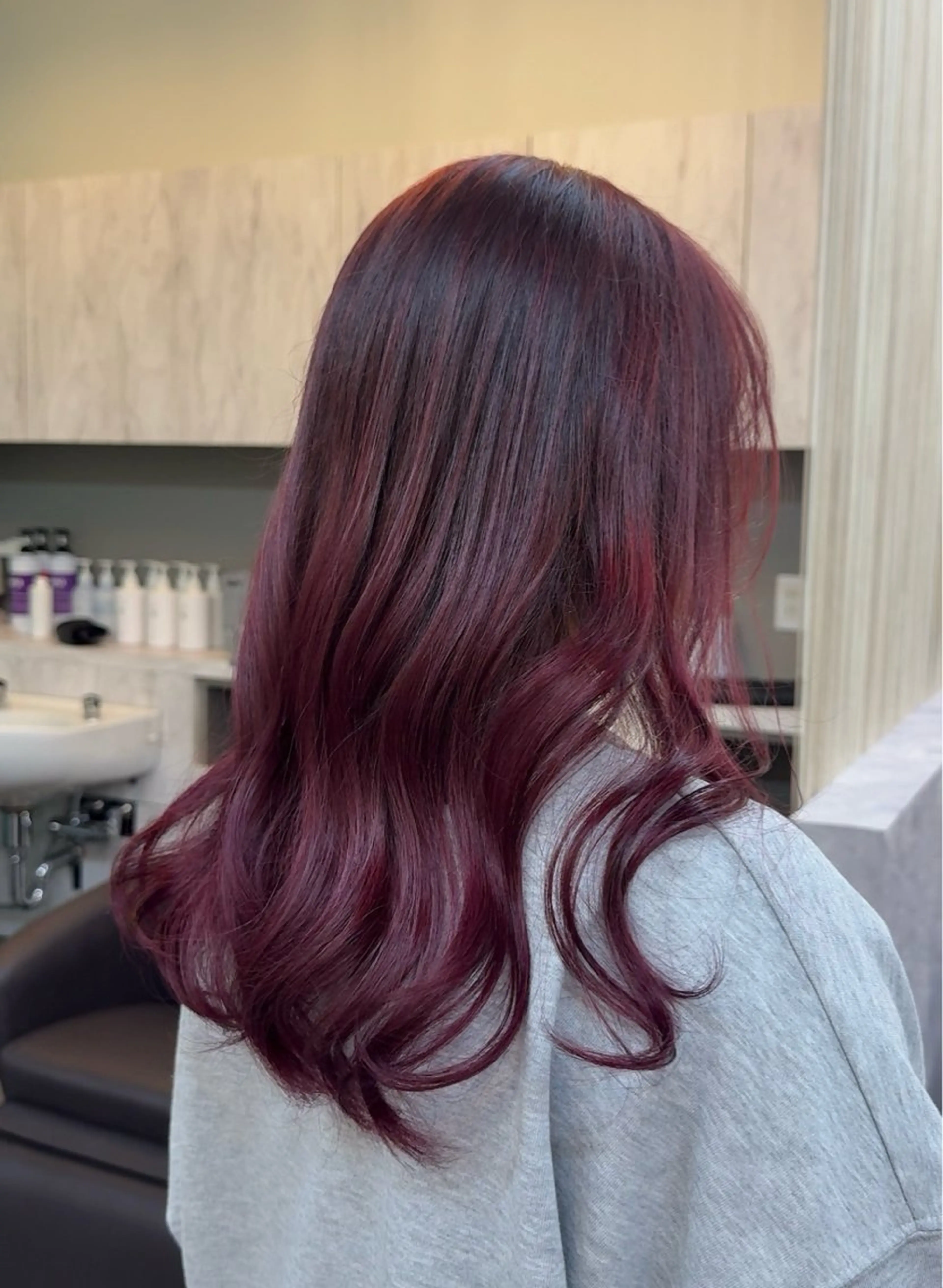 カラー Lin./ リズのヘアスタイル