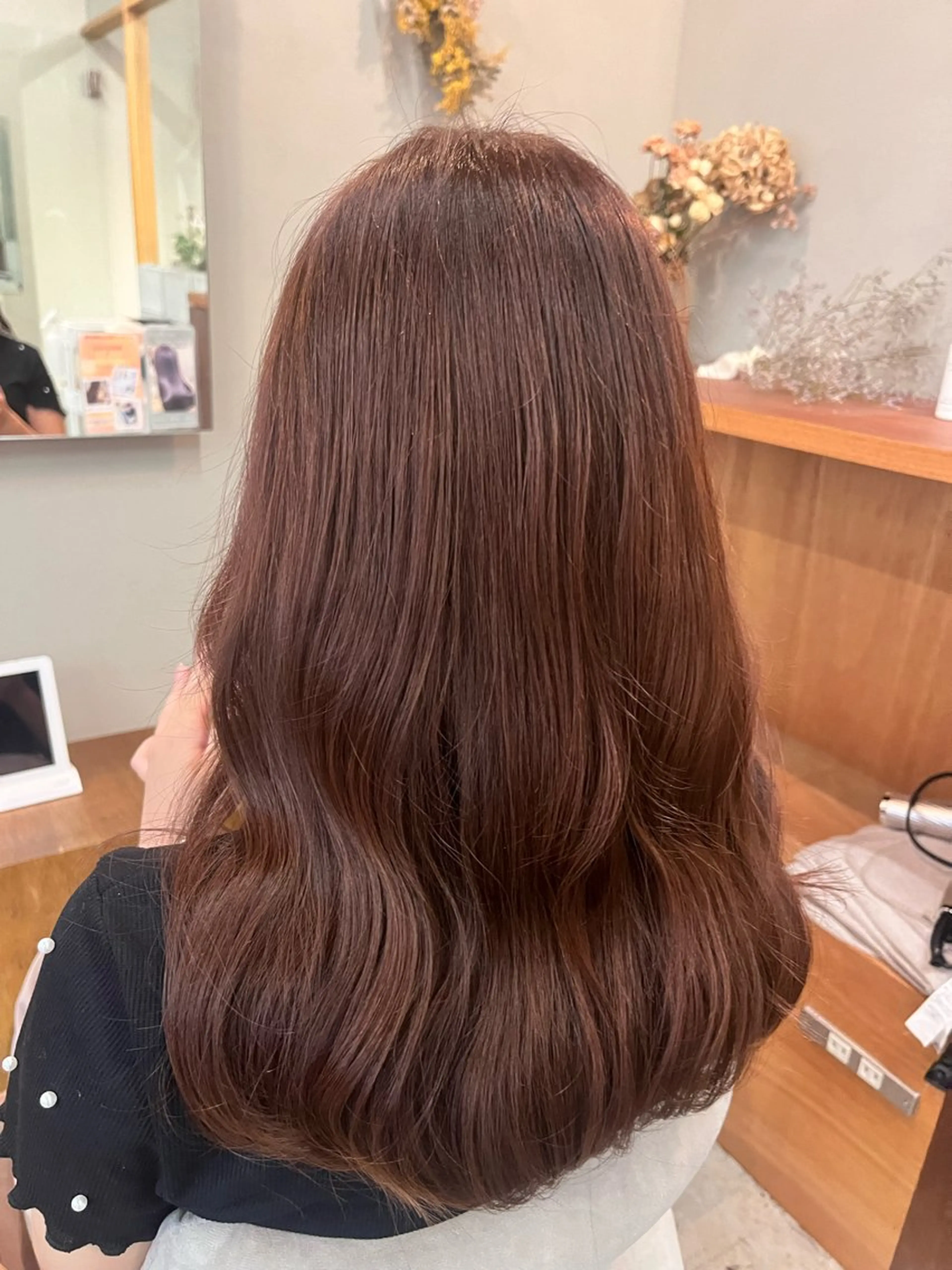 セミロング カラー ベージュカラー ピンクカラー ピンクベージュ 暖色カラー／ ヘアセット🌛櫻井舞のヘアスタイル