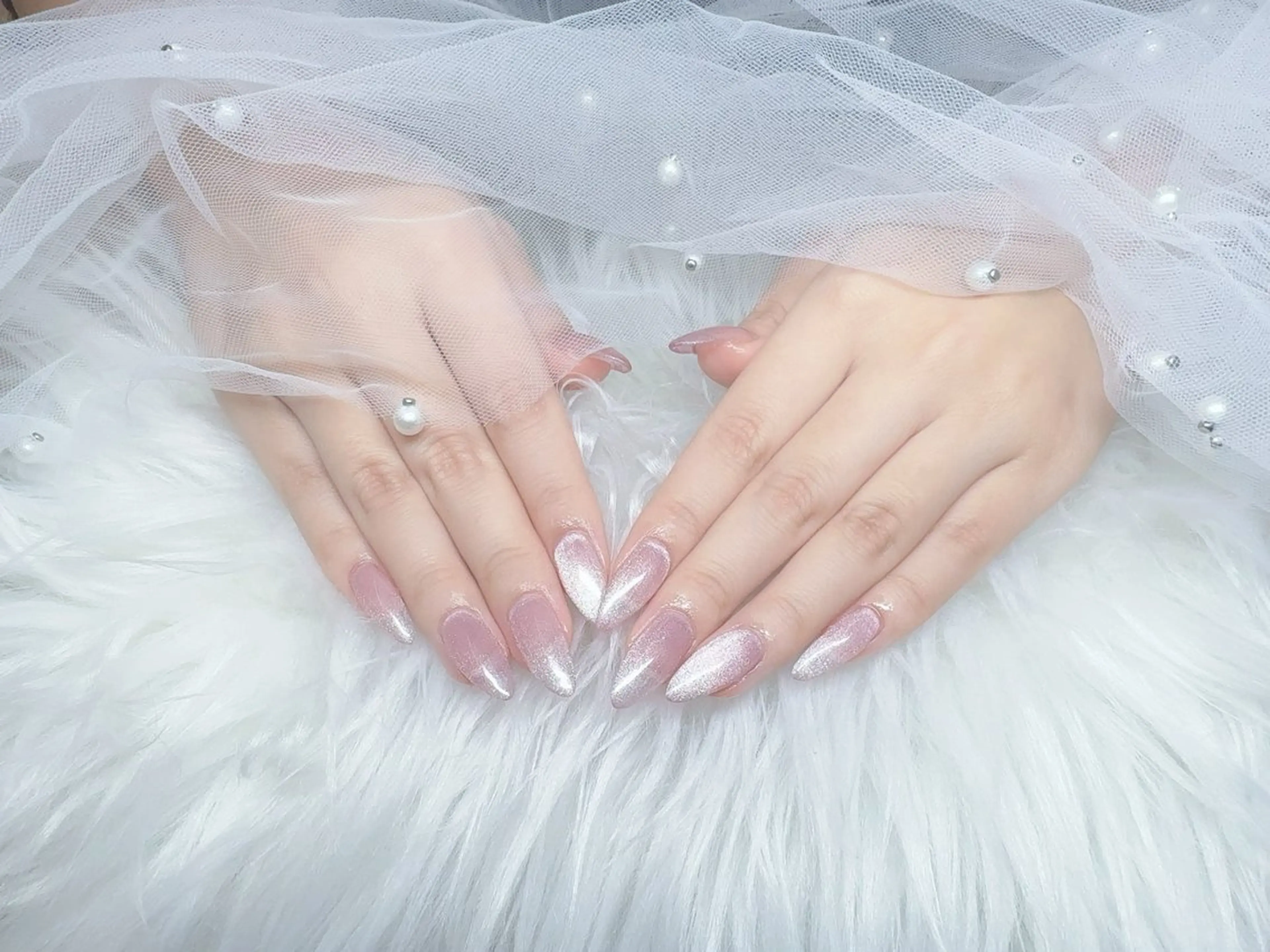 ネイル マグネットネイル ハンドネイル YJ Nail Salon所属・YJ Nail Yumiのネイルデザイン