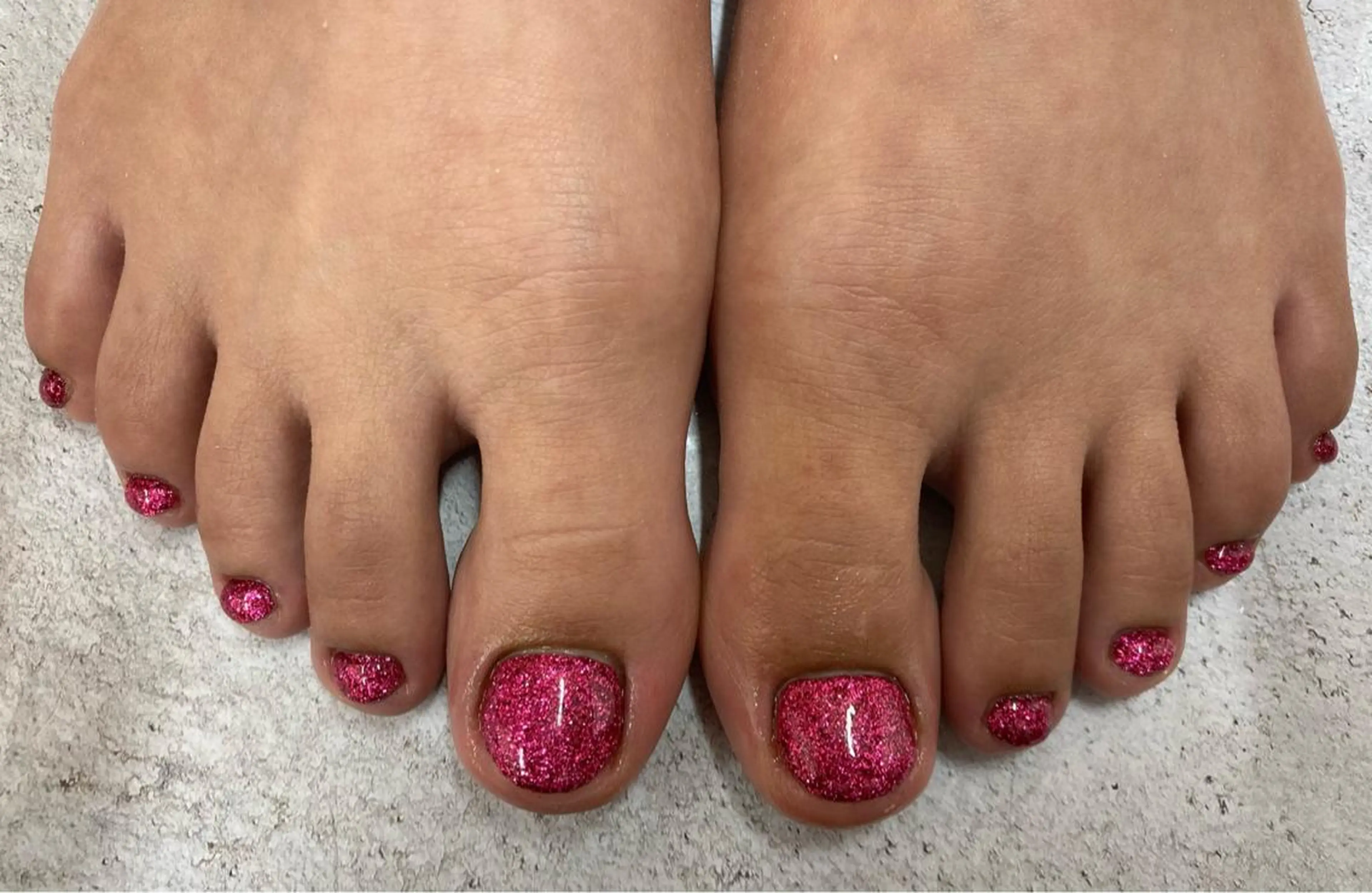 ネイル フットネイル ワンカラーネイル フットネイル Maple所属・Maple saronのネイルデザイン