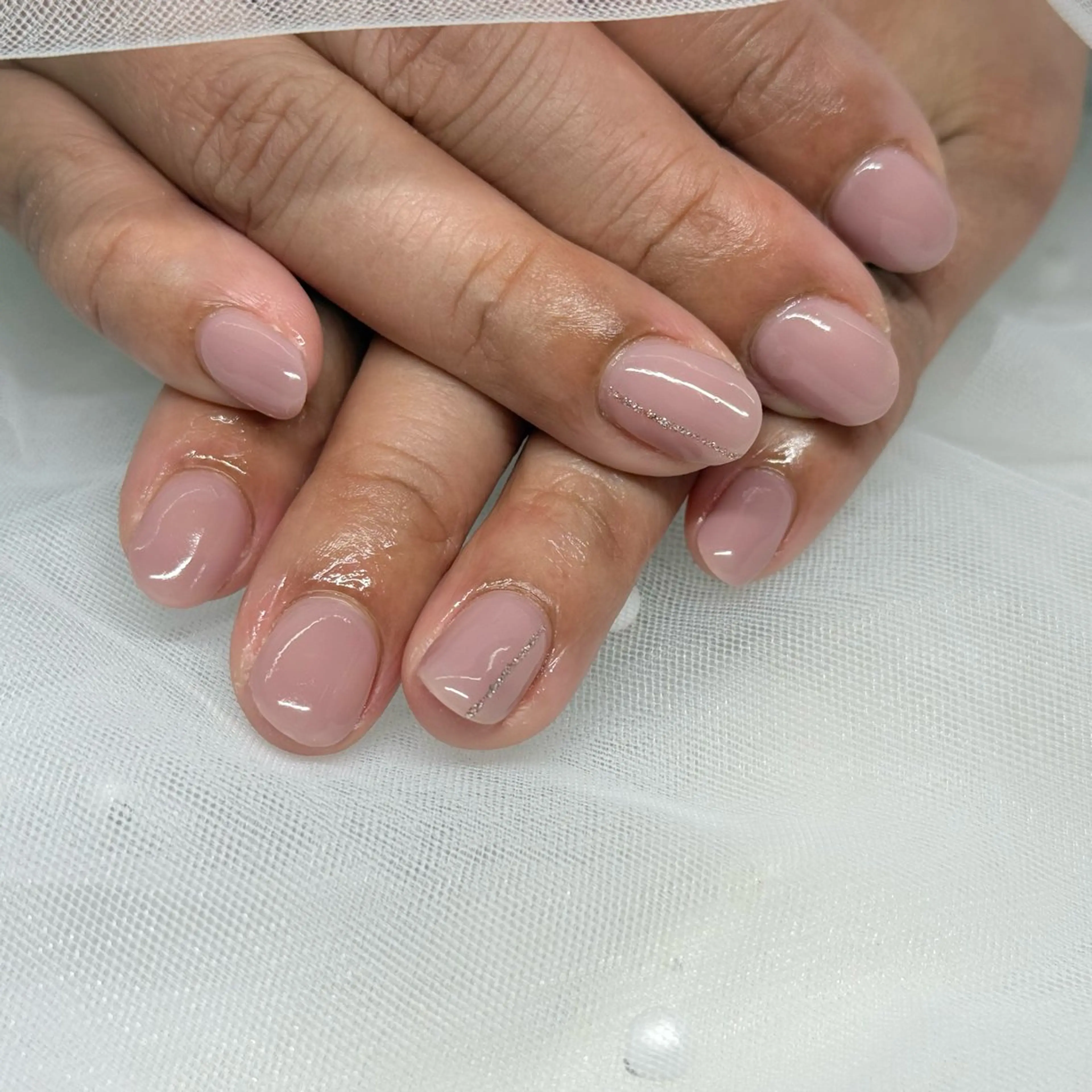 ネイル ラメ(グリッター) ワンカラーネイル ハンドネイル salone Regina 【サローネ　レジーナ】所属・Regina Marinaのネイルデザイン