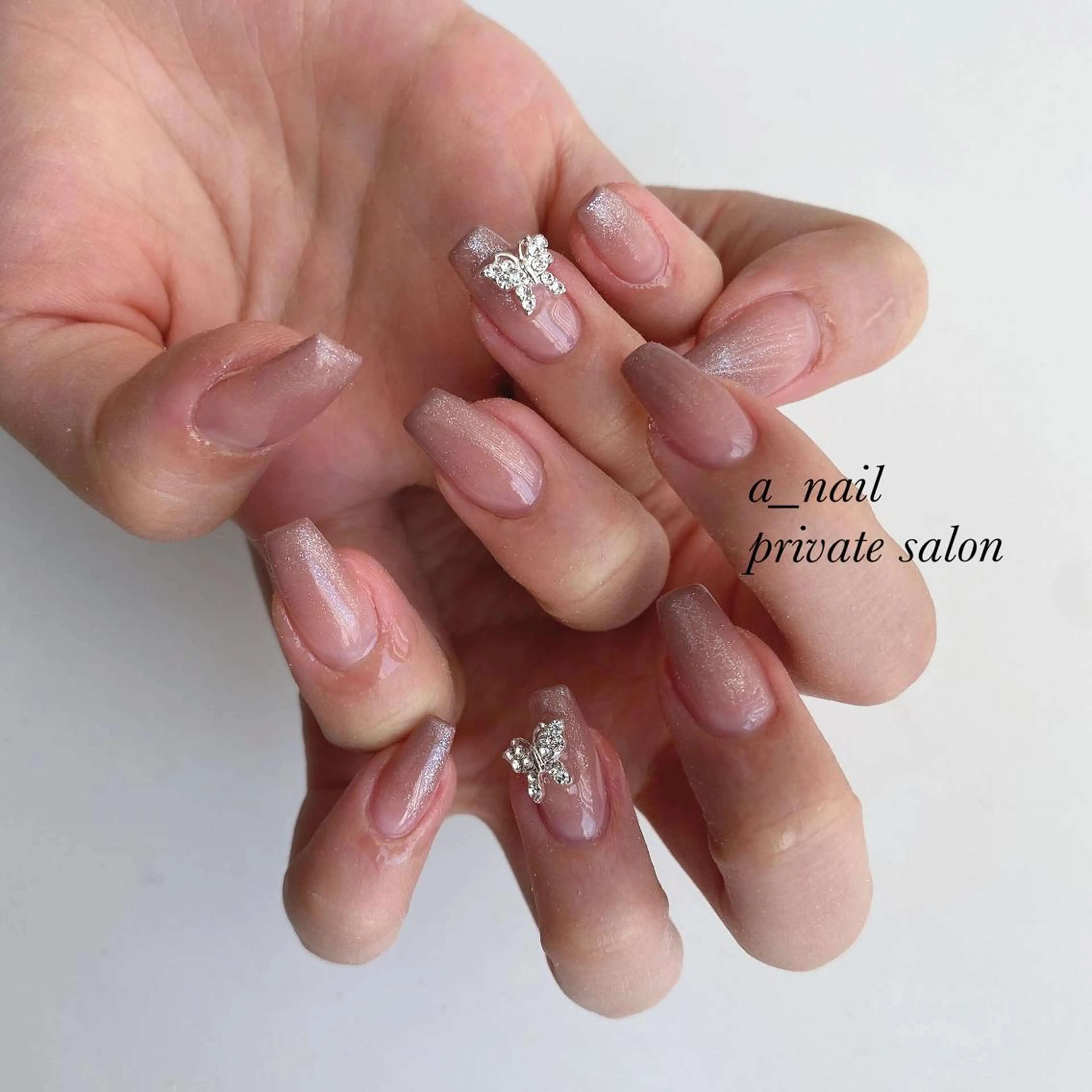 ネイル アニマル柄 フレンチネイル ジェルネイル 氷ネイル・うるうるネイル レース 菅 恵奈のネイルデザイン