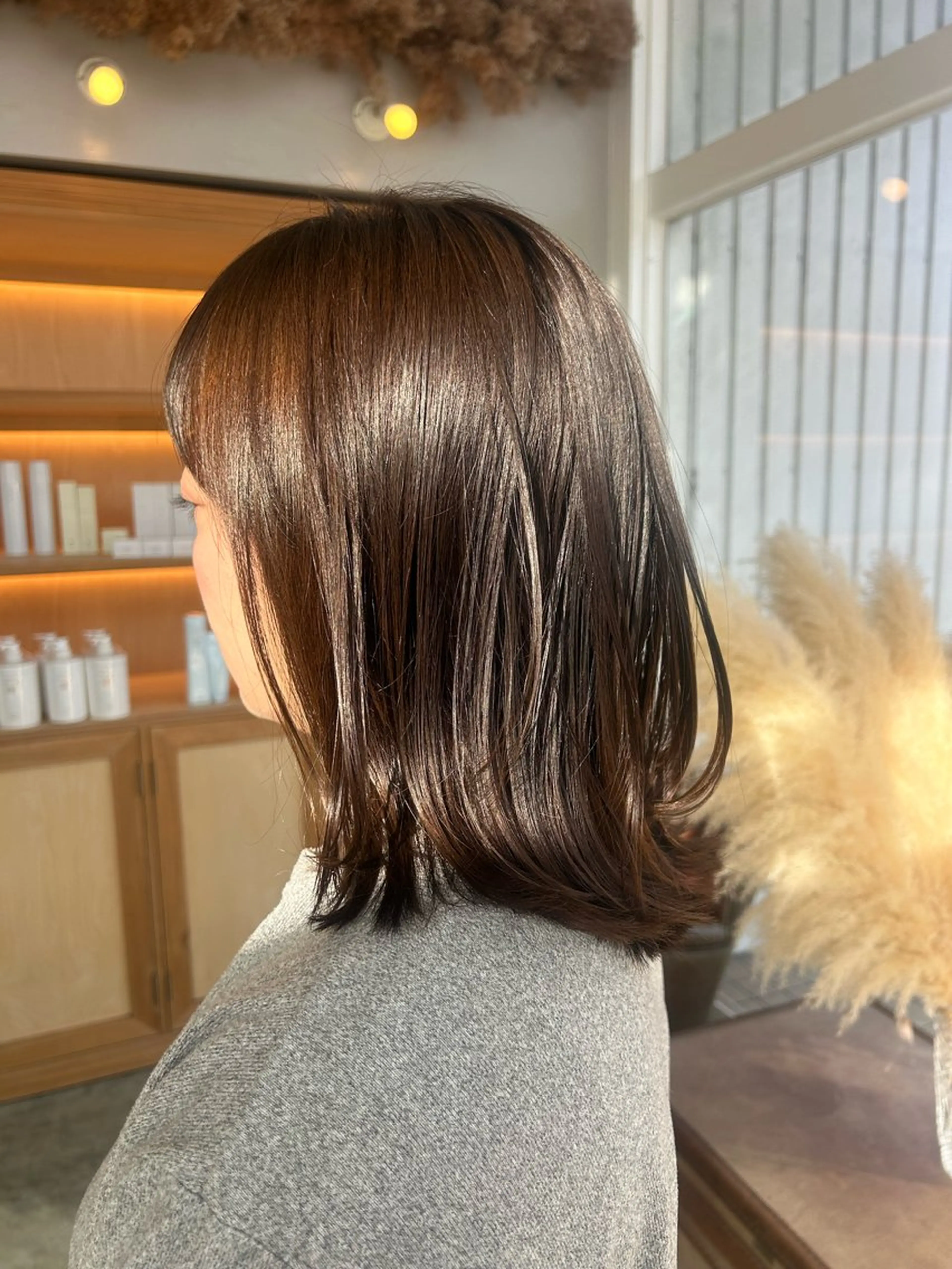 ミディアム カット ヘアカラー トリートメント YUIMARL SUZUKAのヘアスタイル