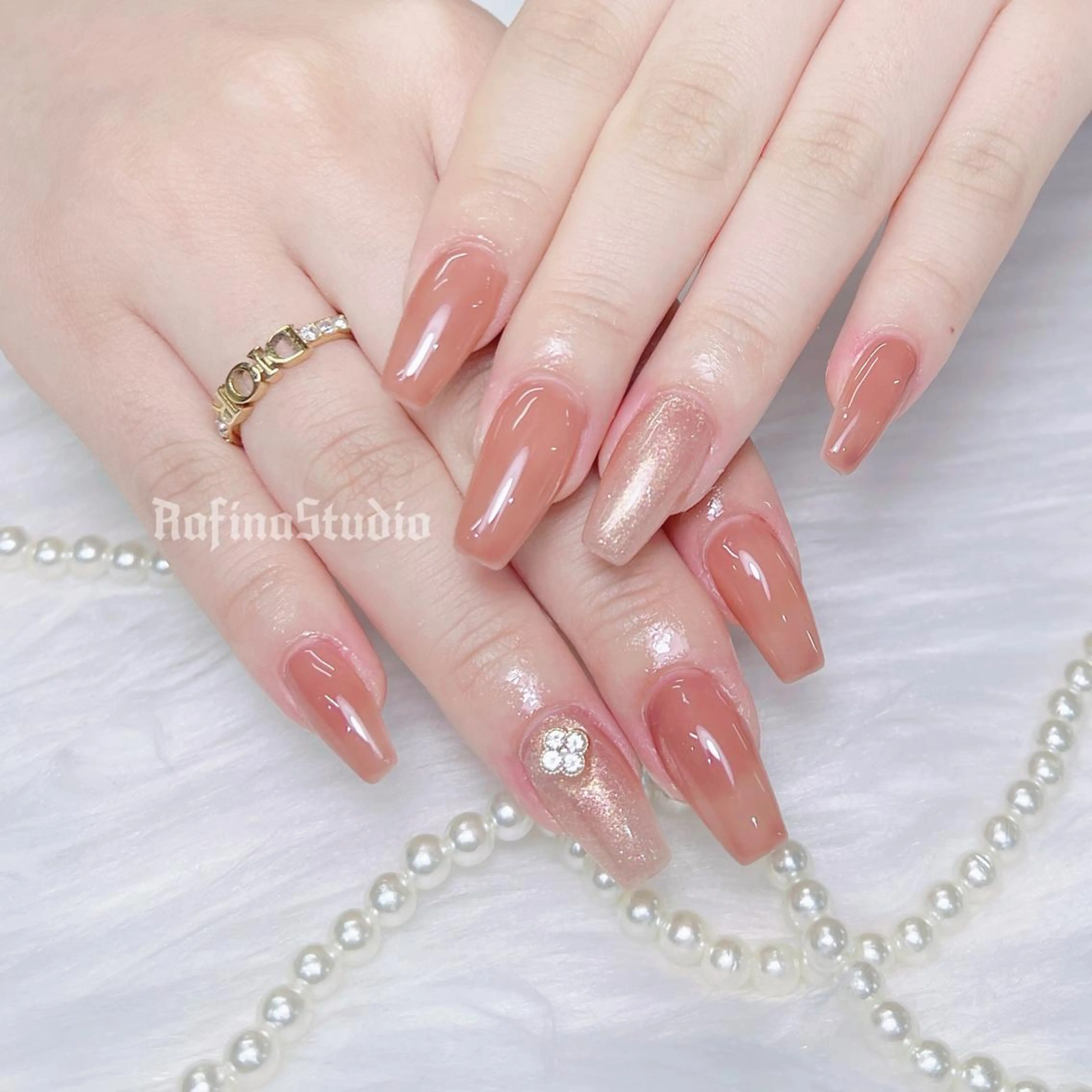 ネイル 桃香 Minaのネイルデザイン