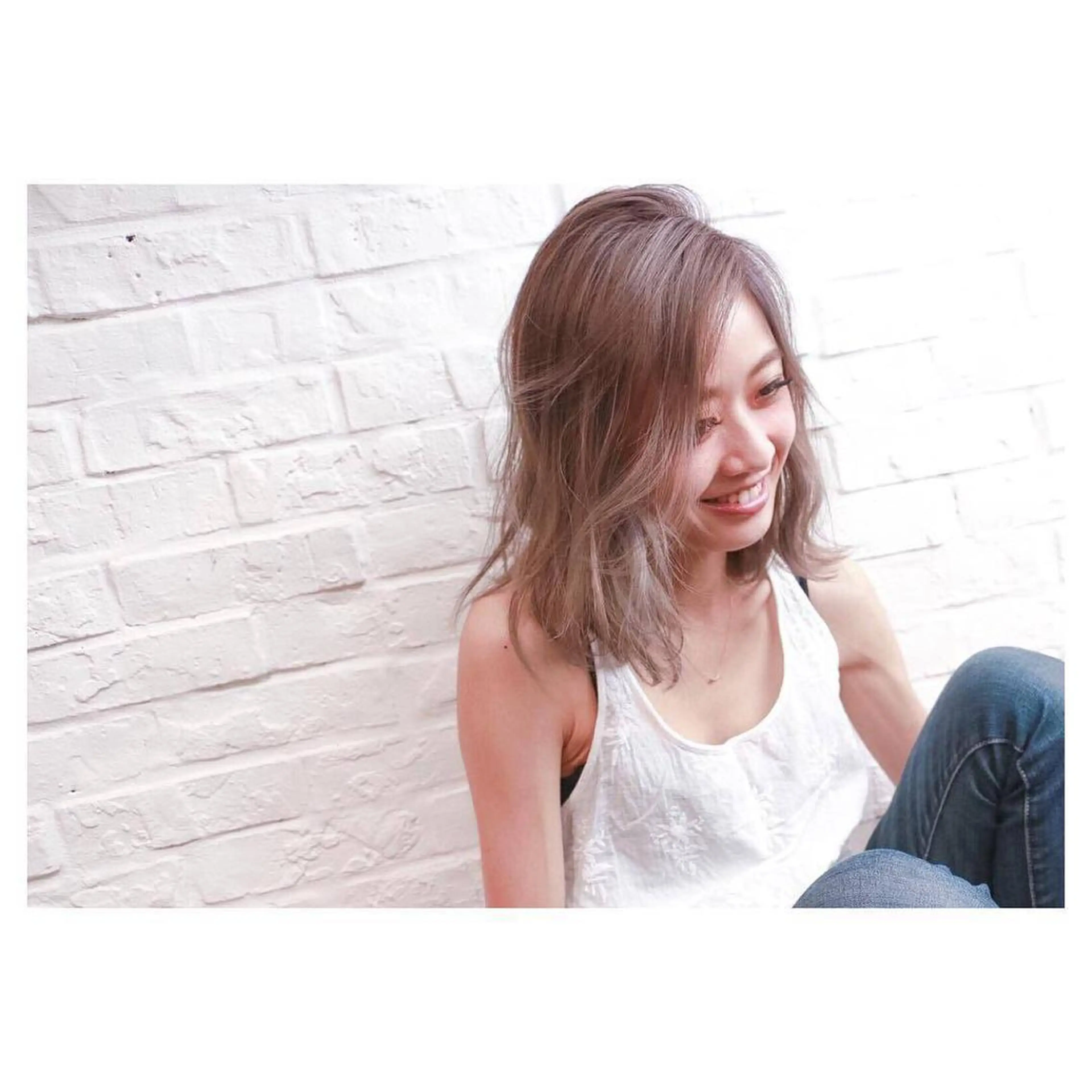 ミディアム カラー u hair所属・こばやし ももこのヘアスタイル