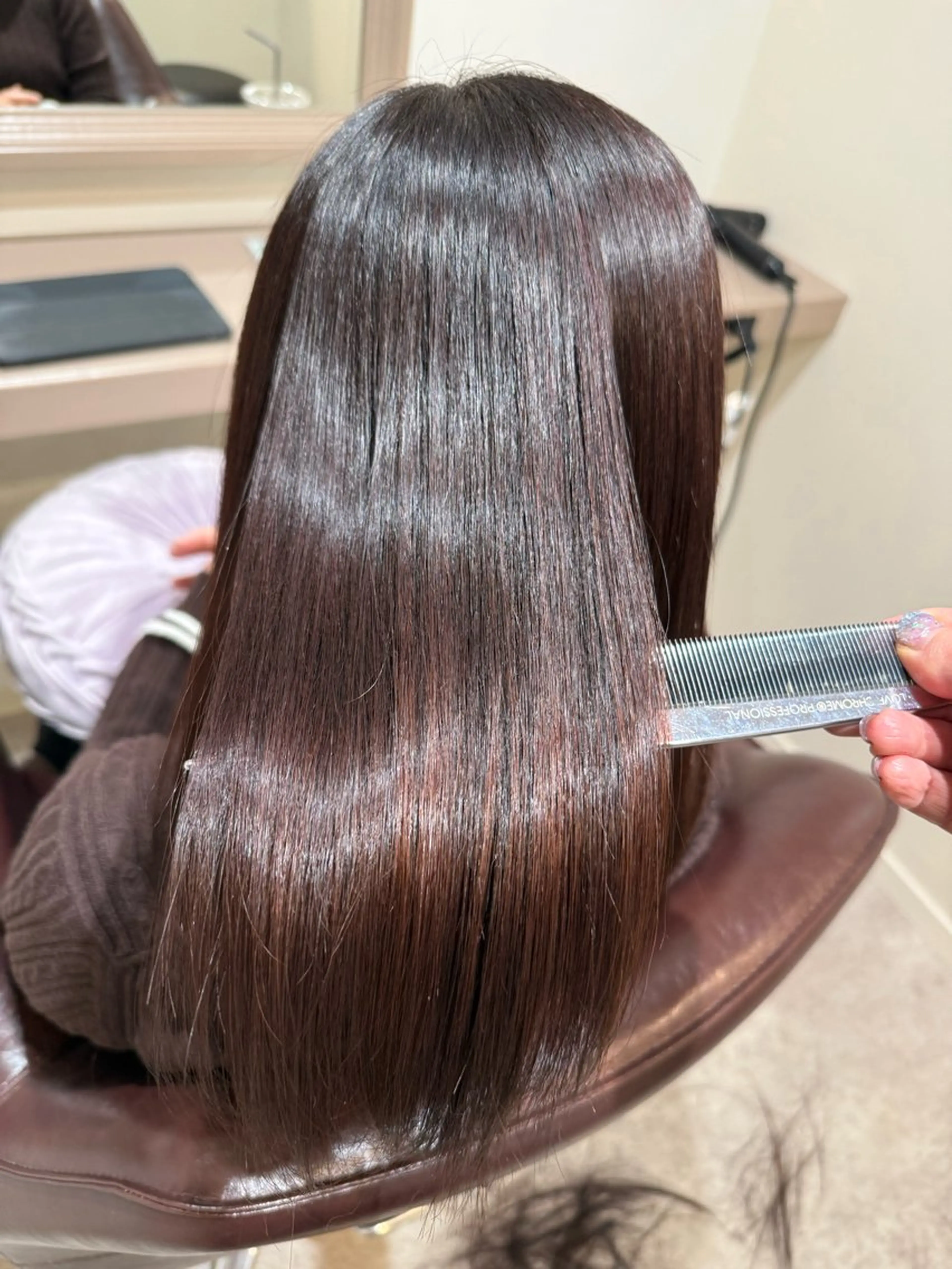 ミディアム カット ヘアカラー 井上 美春のヘアスタイル