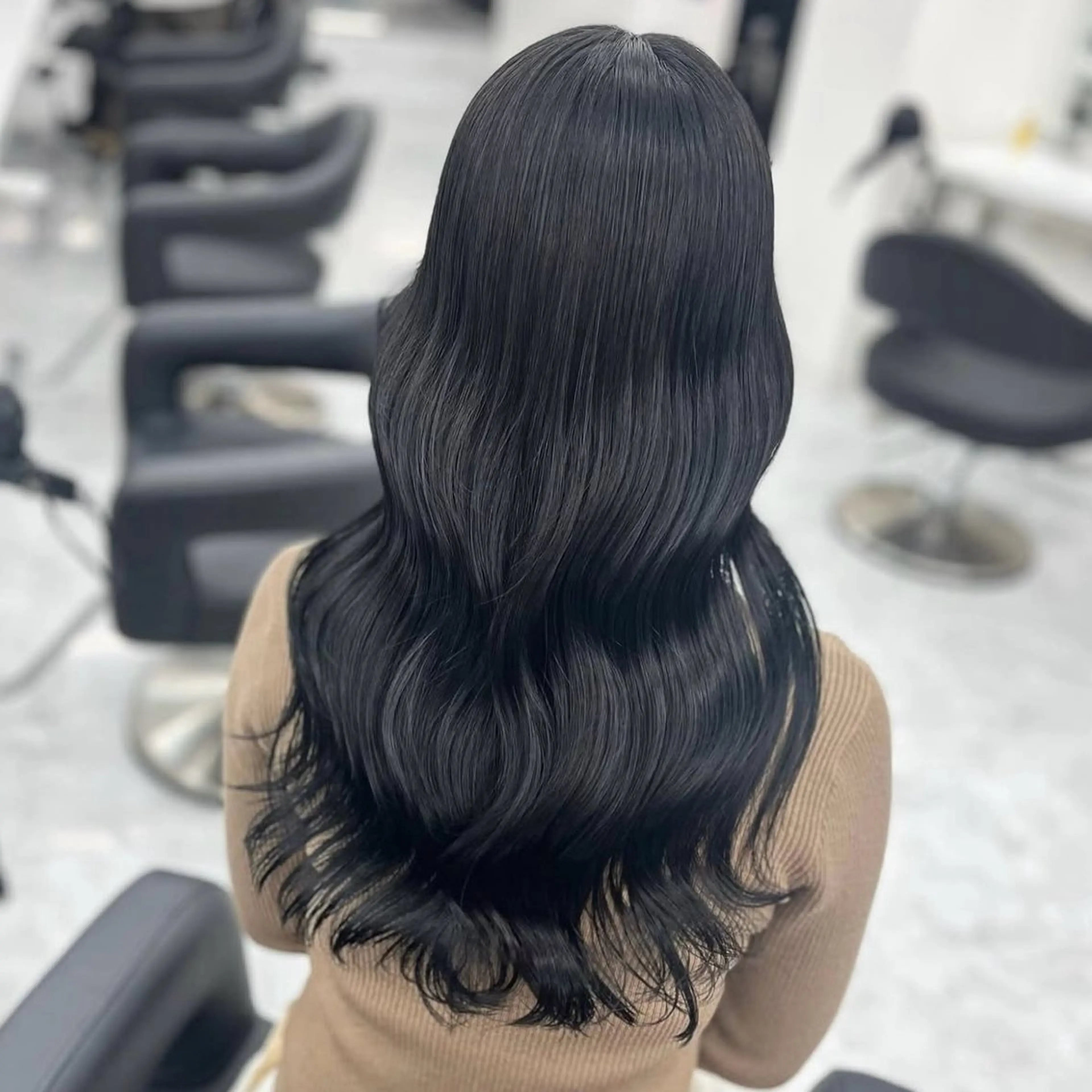 ロング カラー 黒髪 髪質改善 韓国風ヘア 縮毛矯正 トリートメント ヘアカラー トリートメント ヘアセット ブリーチなし Ⅰ 髪質改善カラーのヘアスタイル