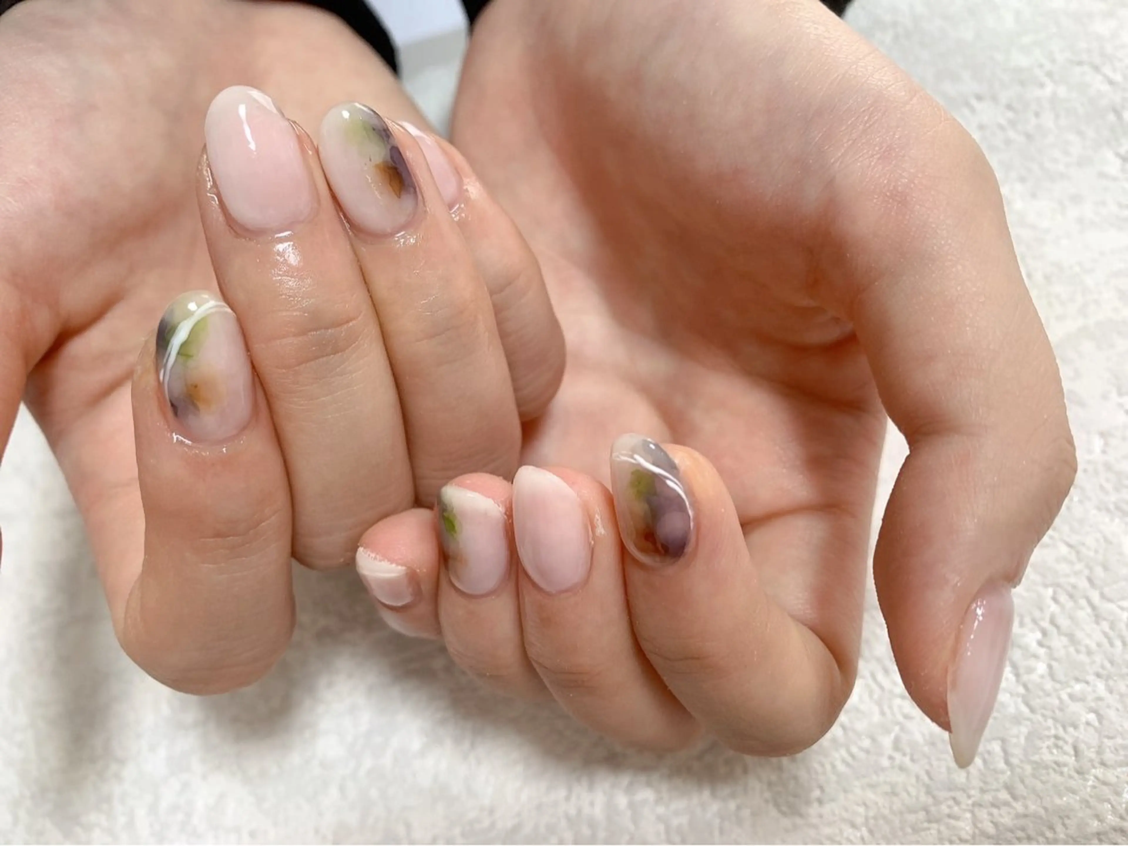 ネイル ニュアンスネイル kiki nail たまプラーザのネイルデザイン