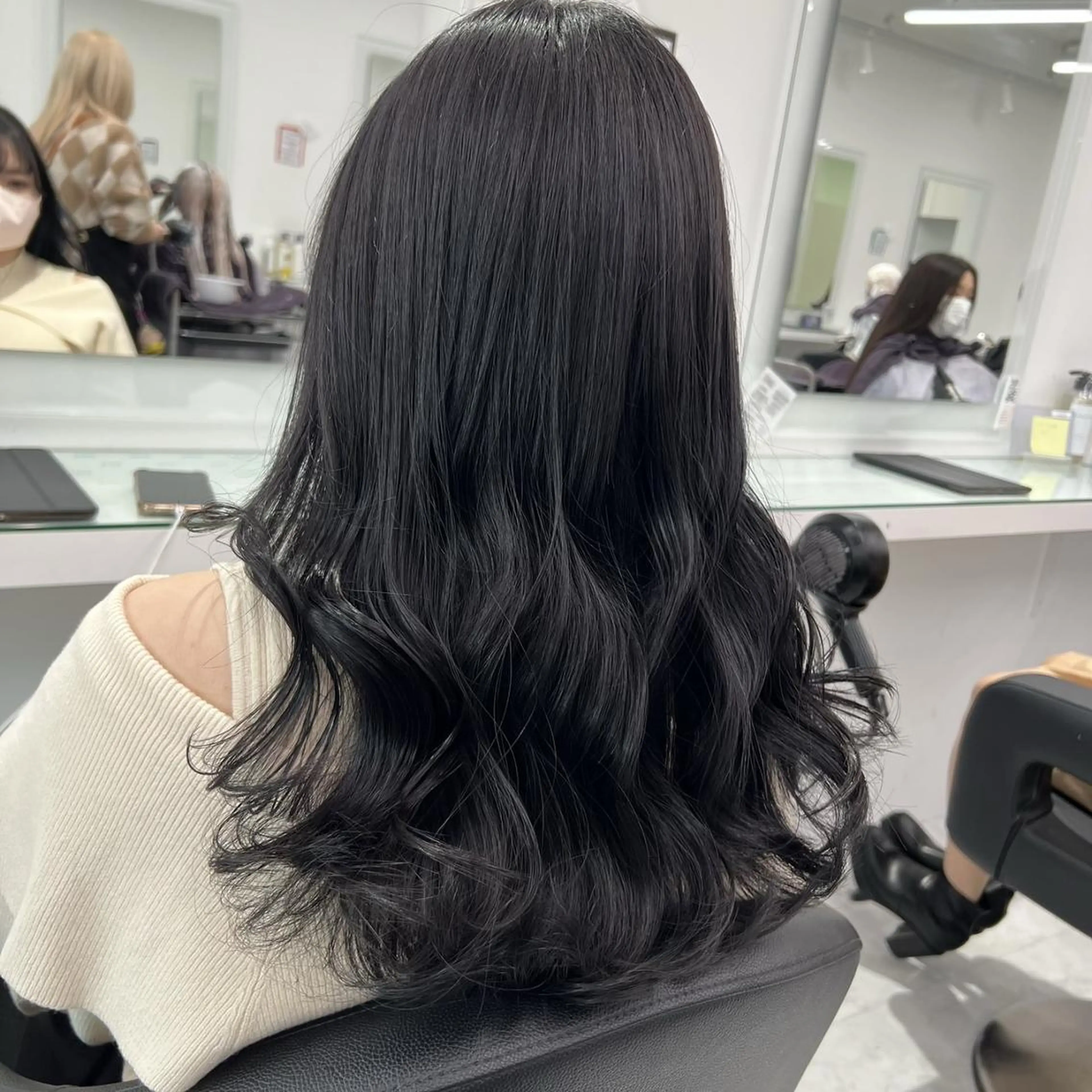 ロング カラー ヘアアレンジ 透け上品ハイトーン 職人ゆうと🤍のヘアスタイル
