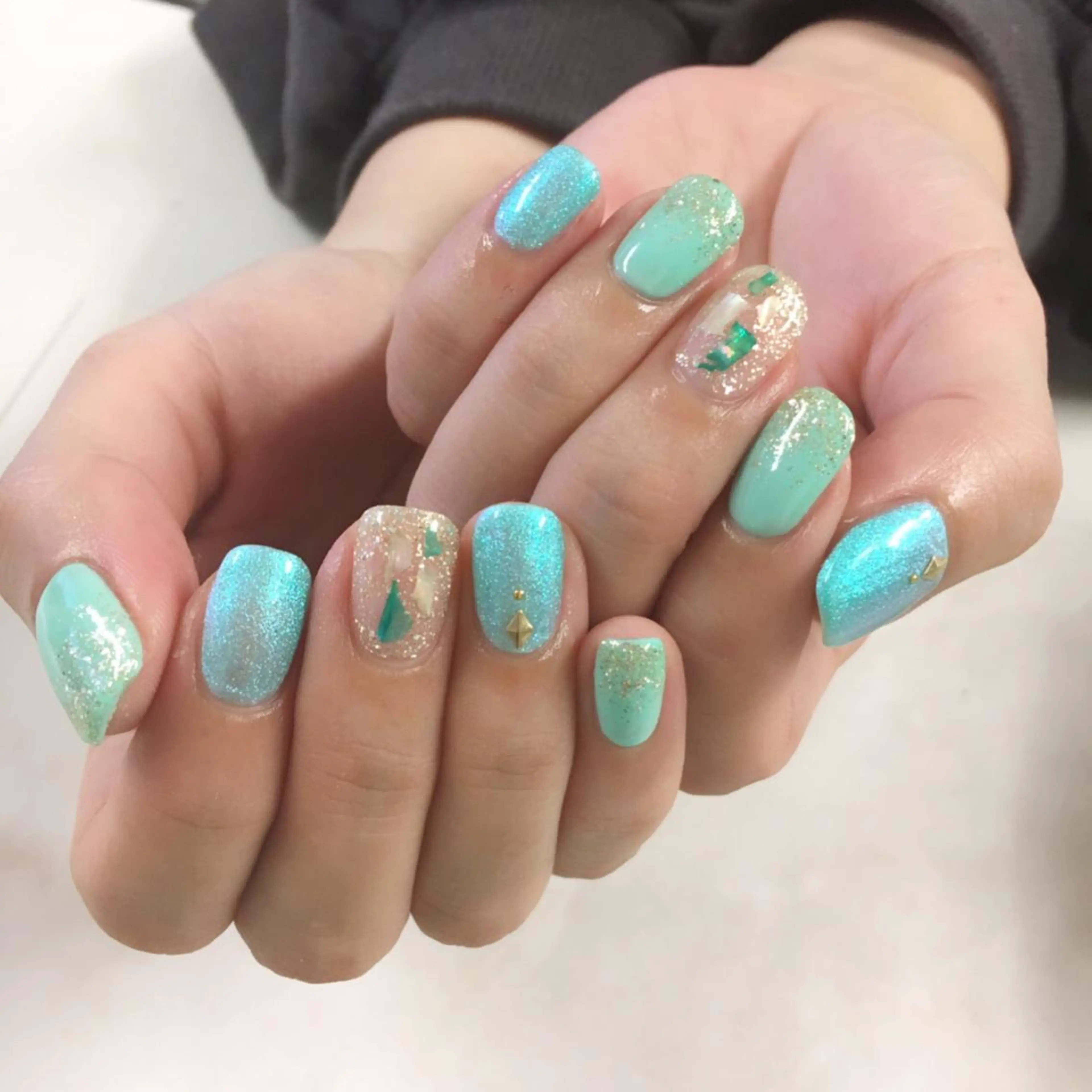 ネイル SHINE NAILのネイルデザイン