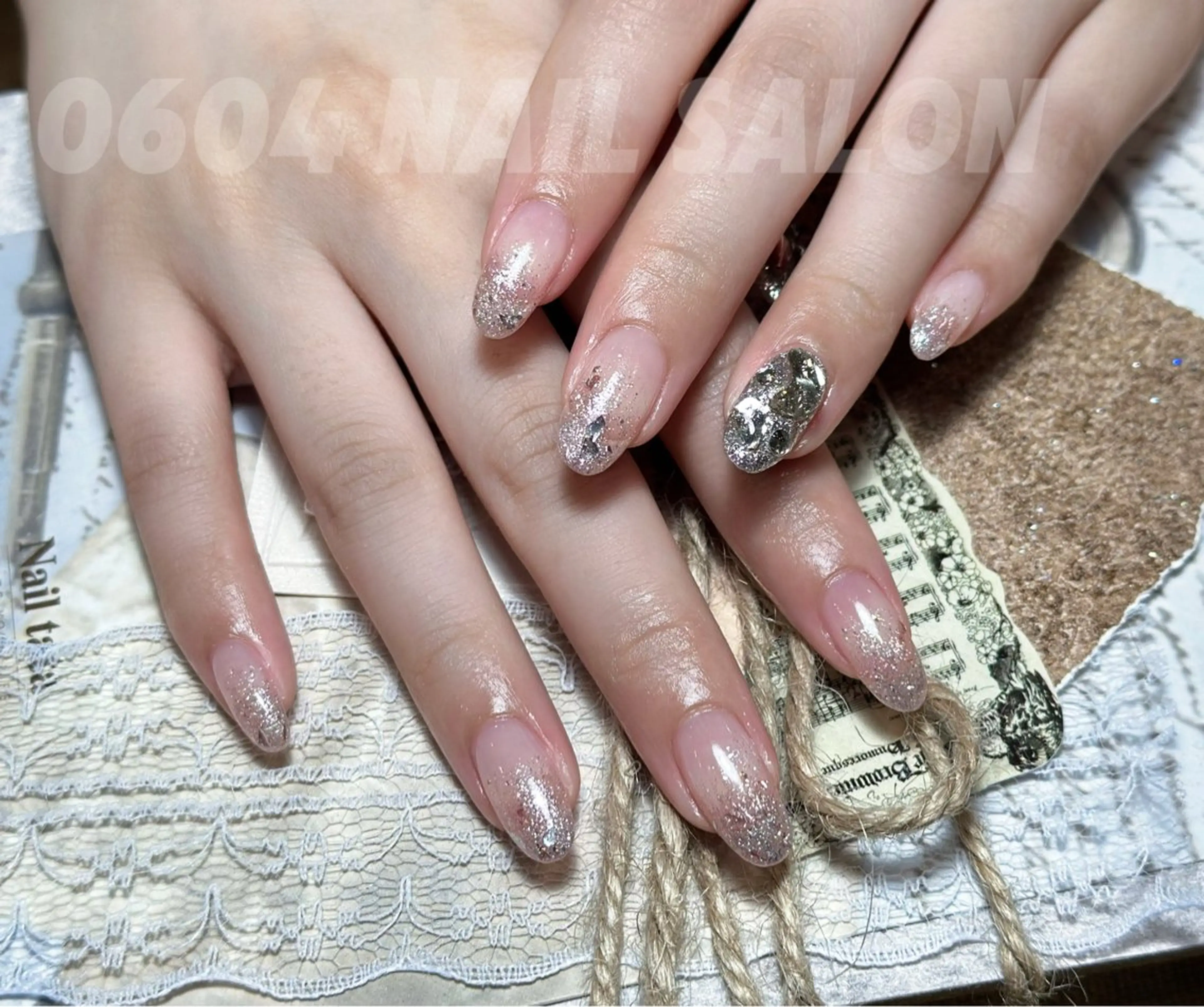 ネイル グラデーション ラメ(グリッター) ラメグラデーション ワンカラーネイル ishiro 🍂のネイルデザイン