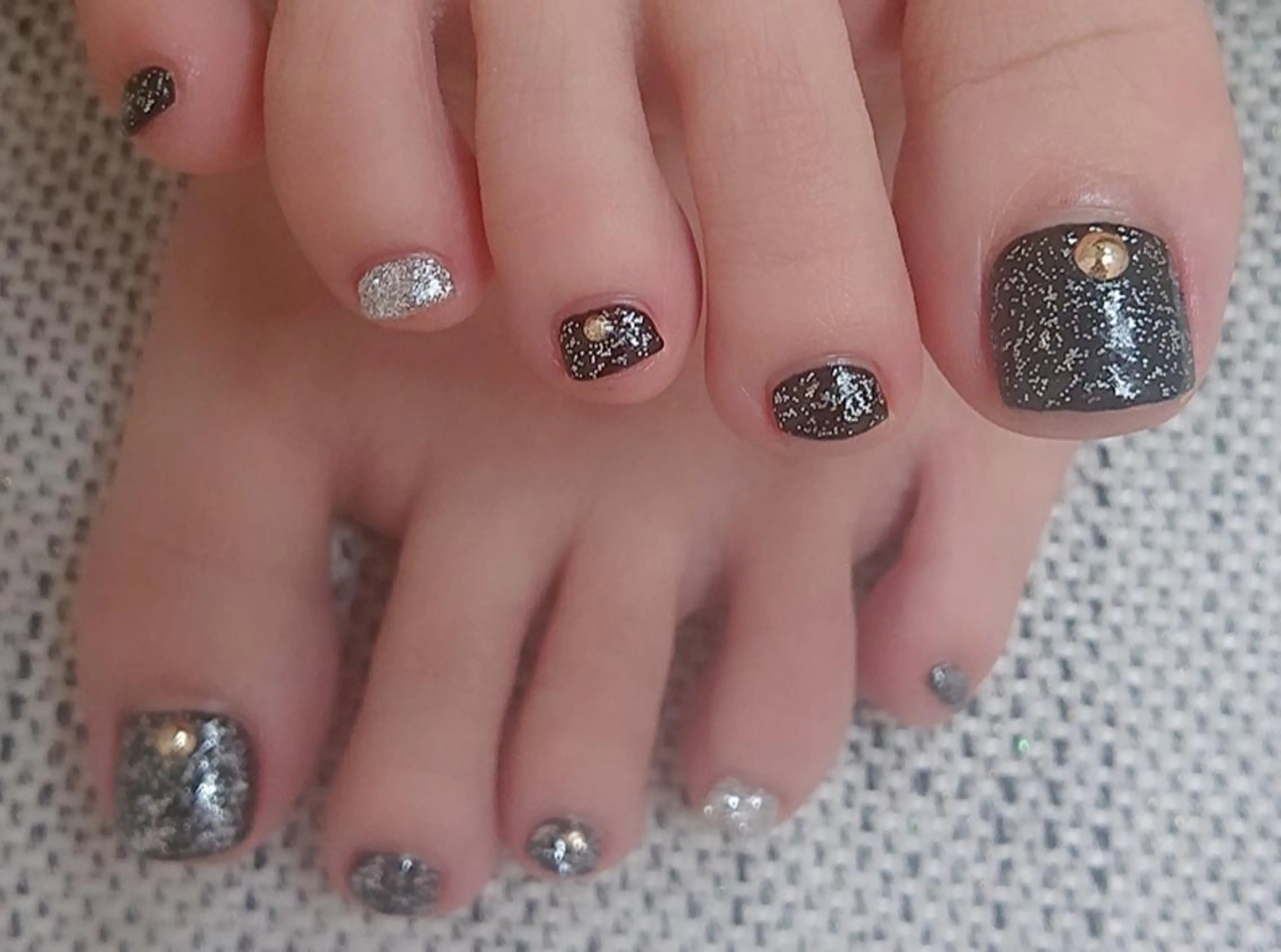 ネイル 🍒当日もOK🍒 𝑳𝑼𝑵𝑨花井のネイルデザイン