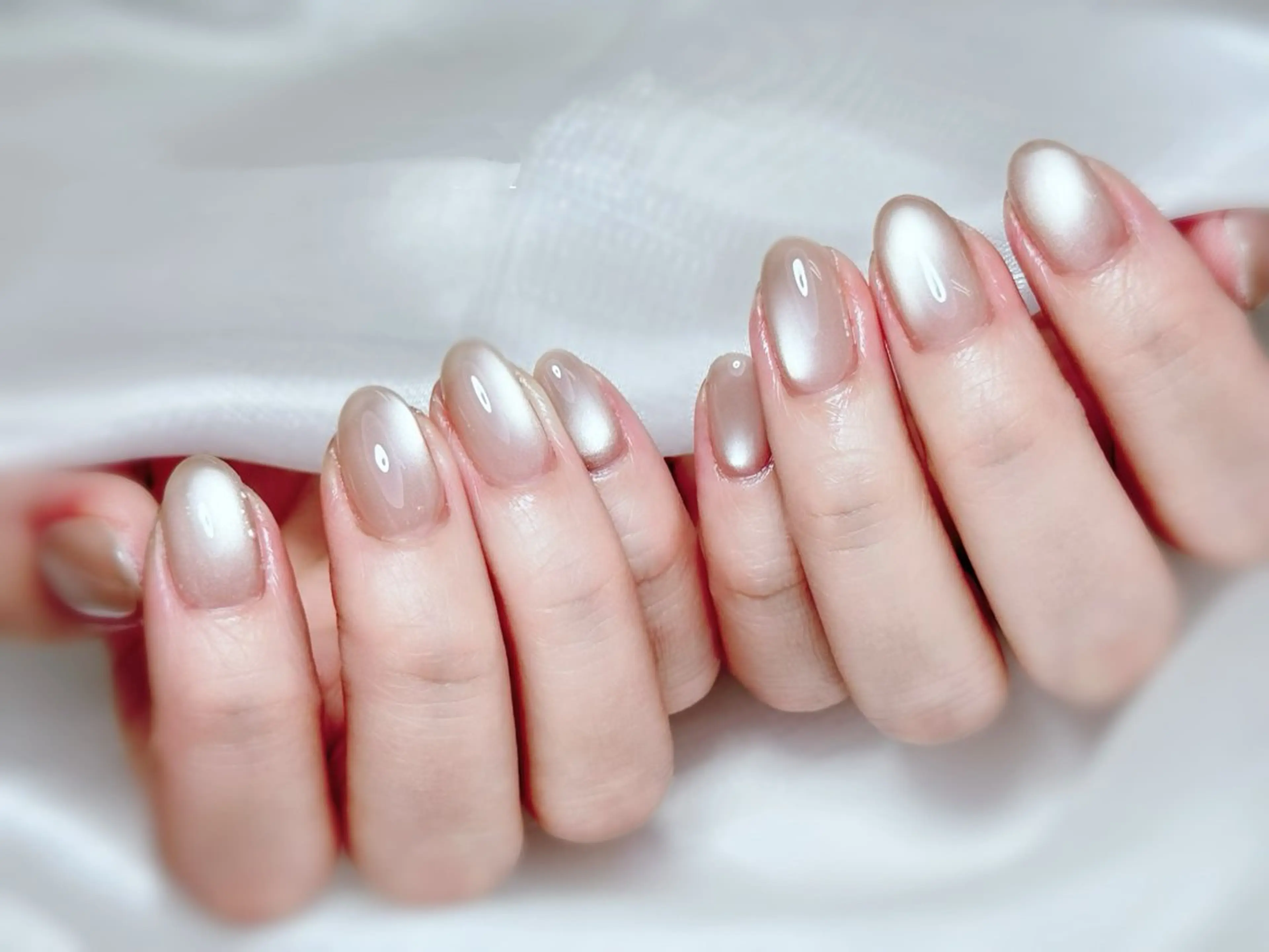 【ハンド】マグネットネイルorフラッシュネイル🎁パーツ2個付き「ジェルオフ無料」の写真