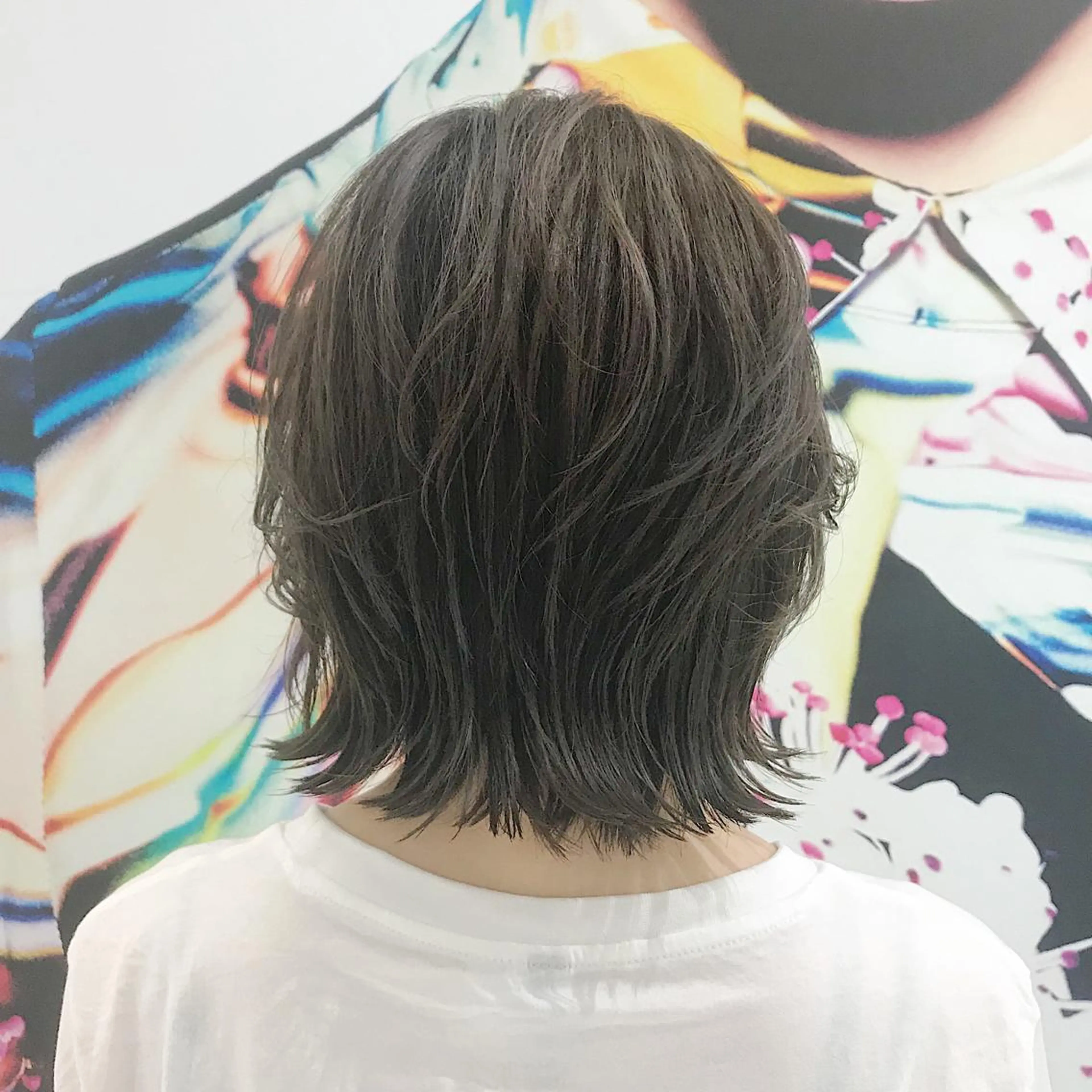 ミディアム カラー ブルーカラー ブルージュ ボブ 外ハネヘア 苅北 泰輔のヘアスタイル