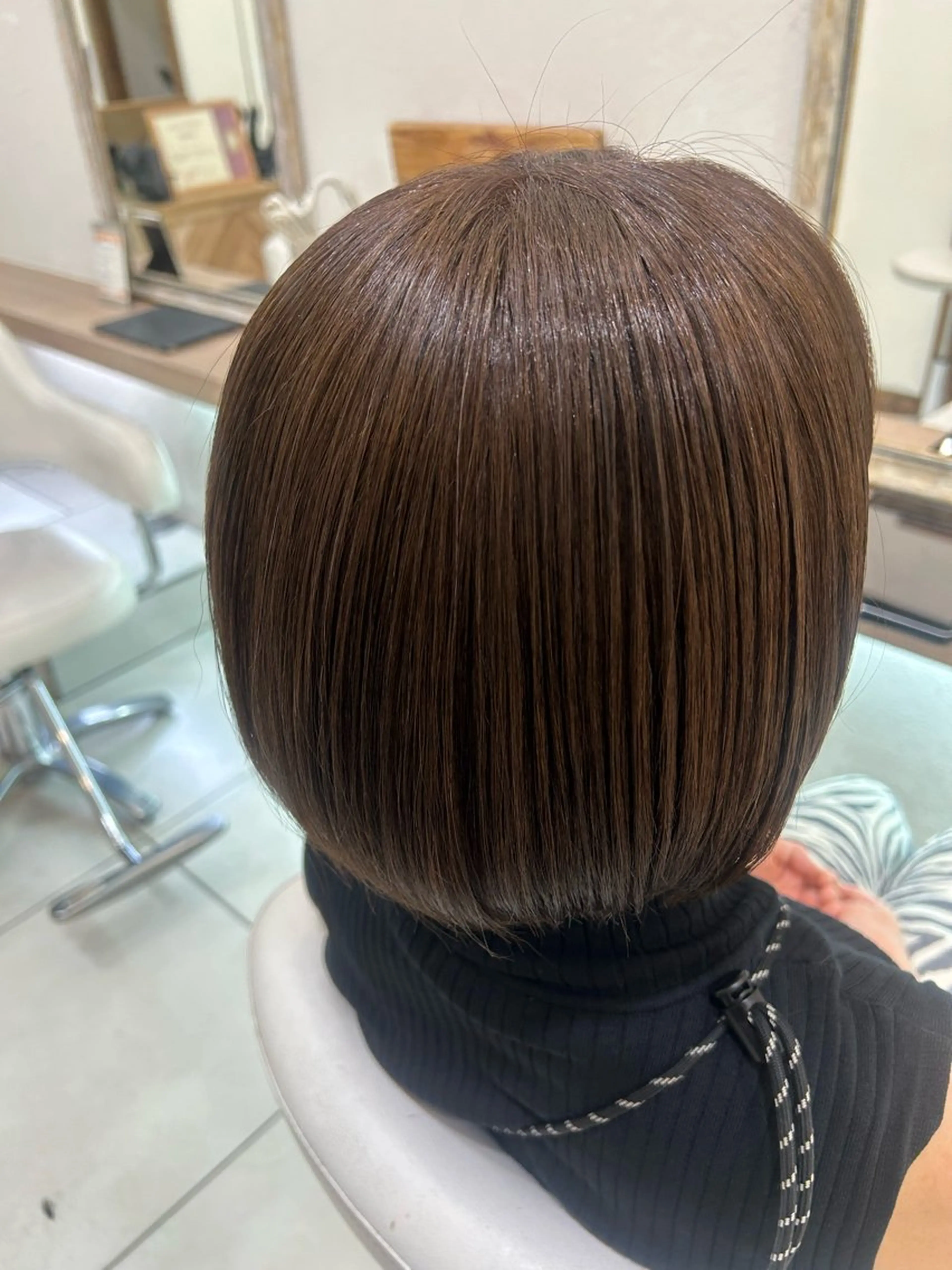 ショート カラー カット ヘアカラー トリートメント 艶質改善/縮毛矯正 ササキナツミのヘアスタイル