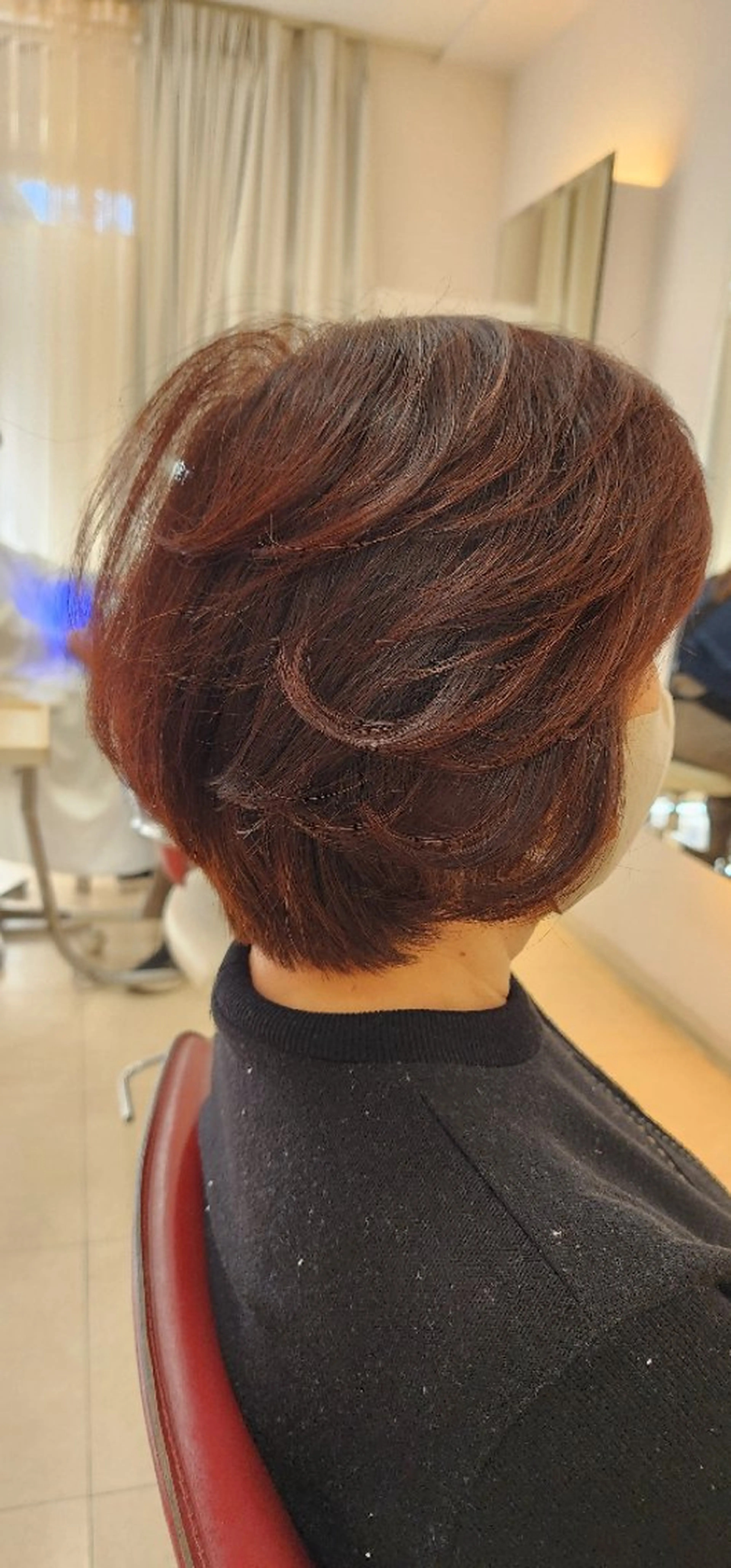 ミディアム カラー hairmake Juinのヘアスタイル