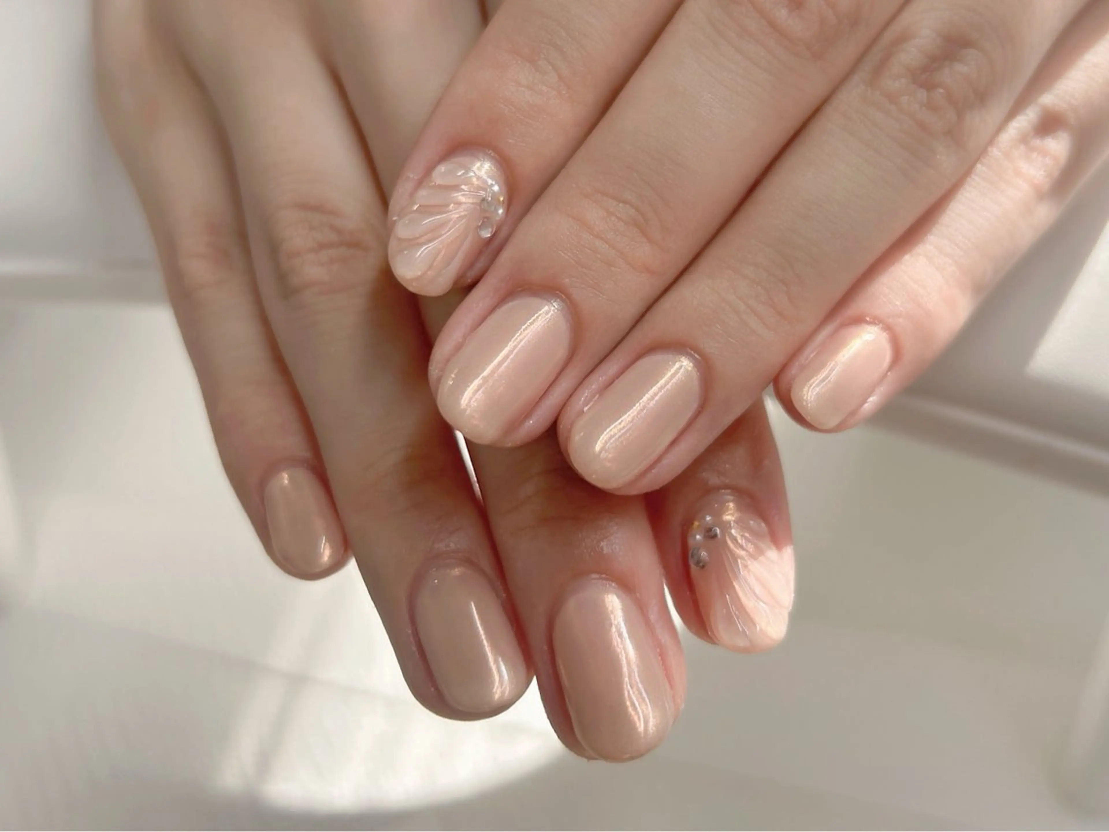 ネイル オーロラネイル 桜ネイル オフィスネイル 夏ネイル ハンドネイル Forca total studio所属・Forca Airaのネイルデザイン