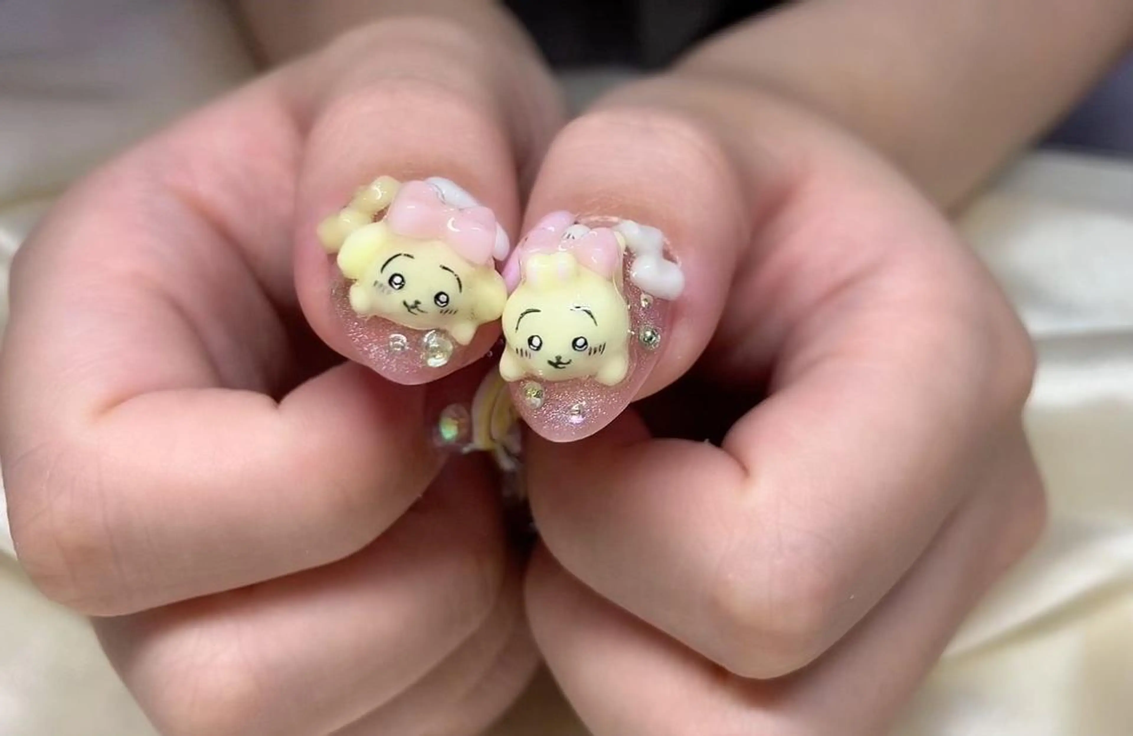 ネイル マツエク・マツパ アイブロウ 眉カラー 韓国風マツエク パリジェンヌラッシュリフト まつげパーマ ワンホンマツエク ハンドネイル Nail&eye Belire 新宿のネイルデザイン