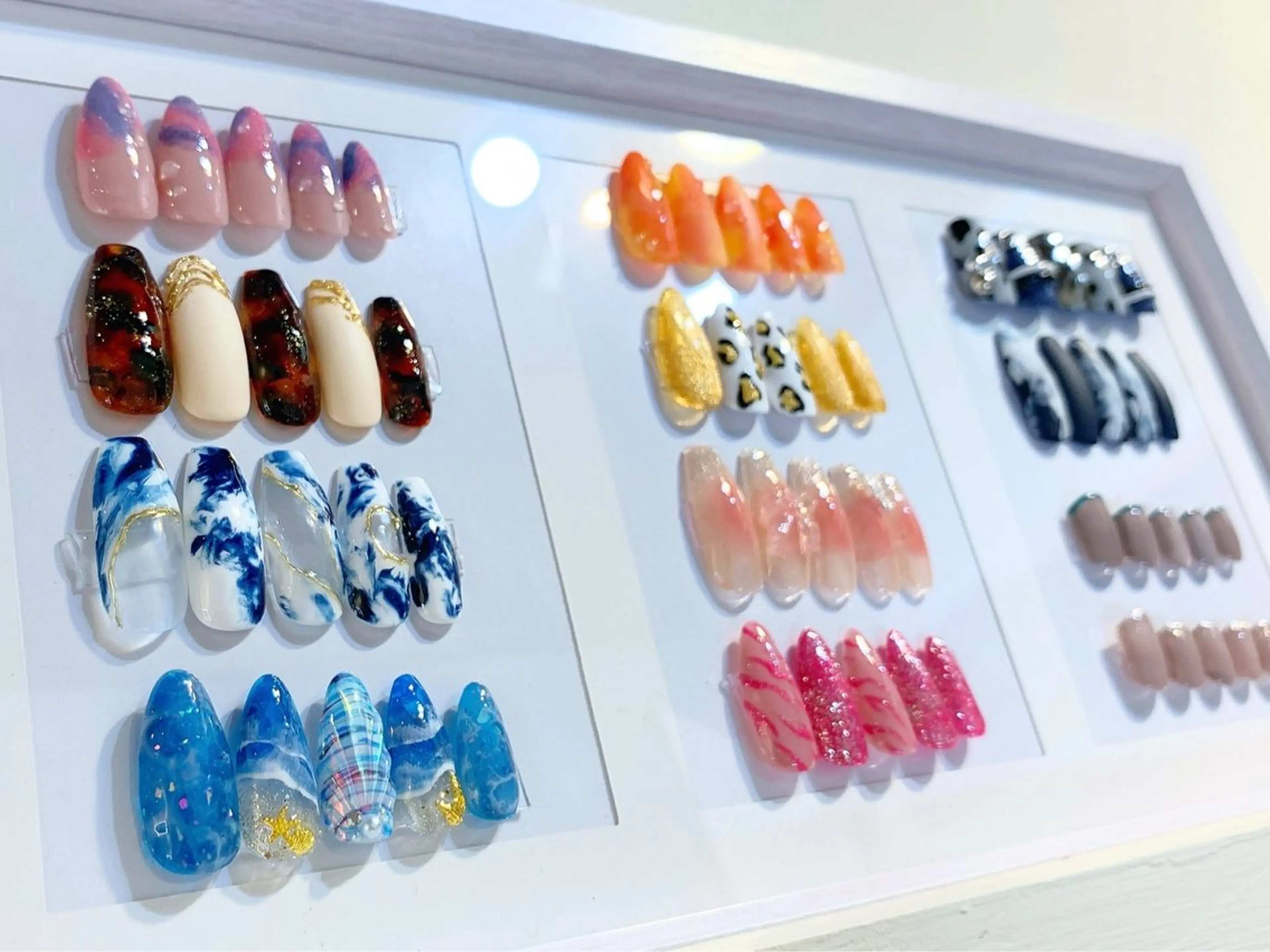 ネイル Yu-Ri (ゆうり)のネイルデザイン