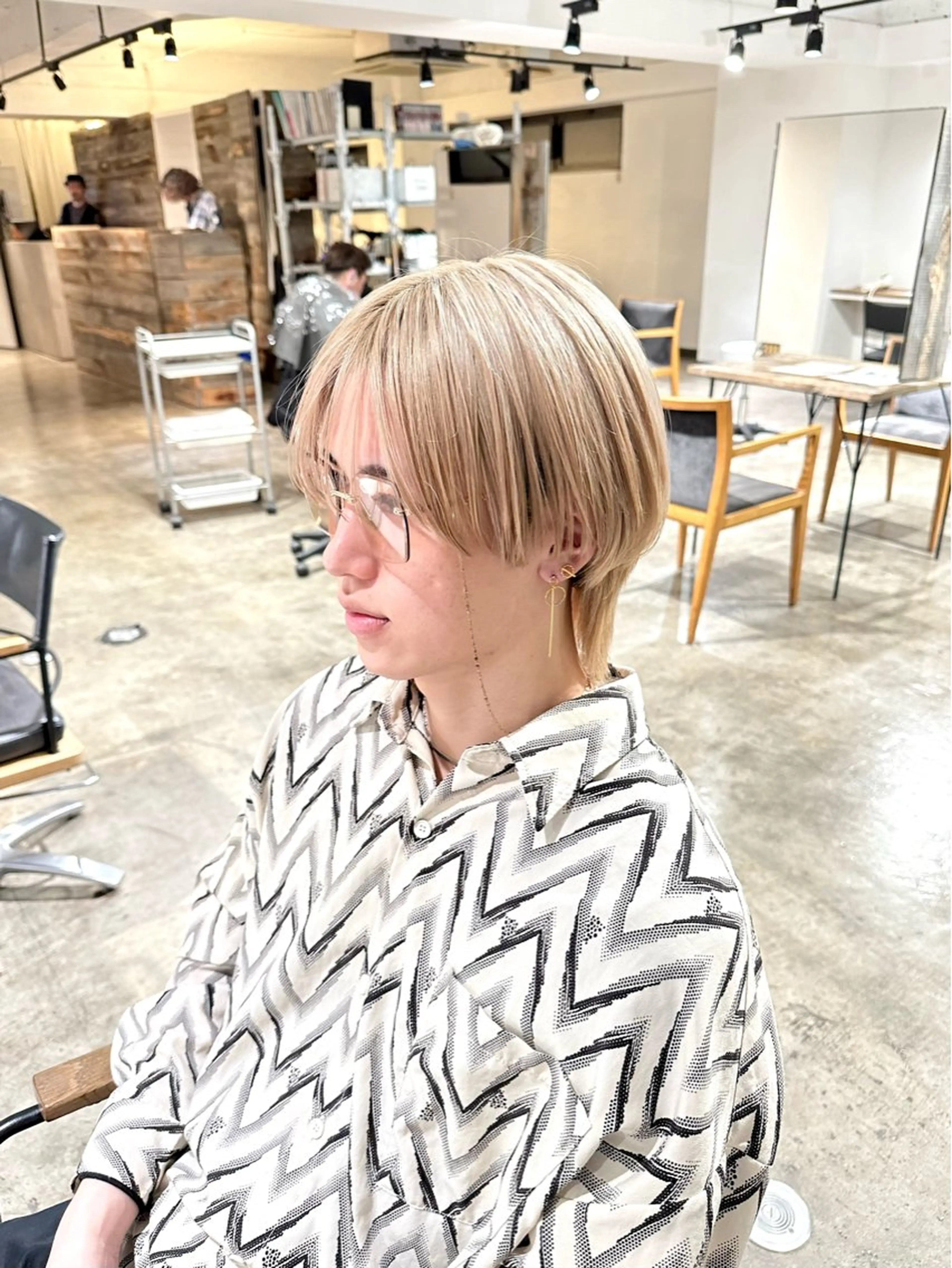 メンズ メンズブリーチ メンズハイトーン マッシュウルフ マッシュ メンズパーマ カット ヘアカラー トリートメント 骨格補正施術/メンズ 専門美容師/YUYAのヘアスタイル