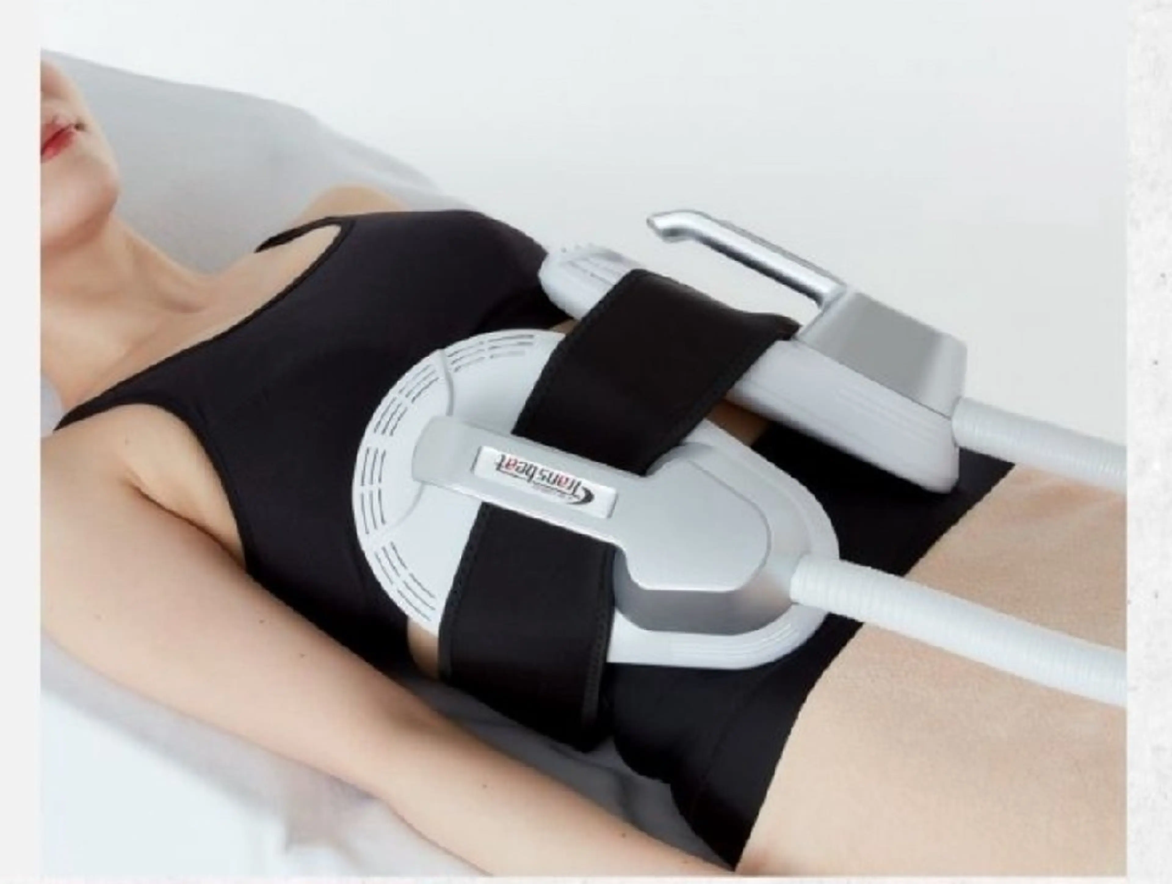 【初回限定】驚異の筋収縮！【HI-EMT搭載】服を着たまま30分パルス痩身で脂肪撃退＆筋力強化、理想ボディへの写真