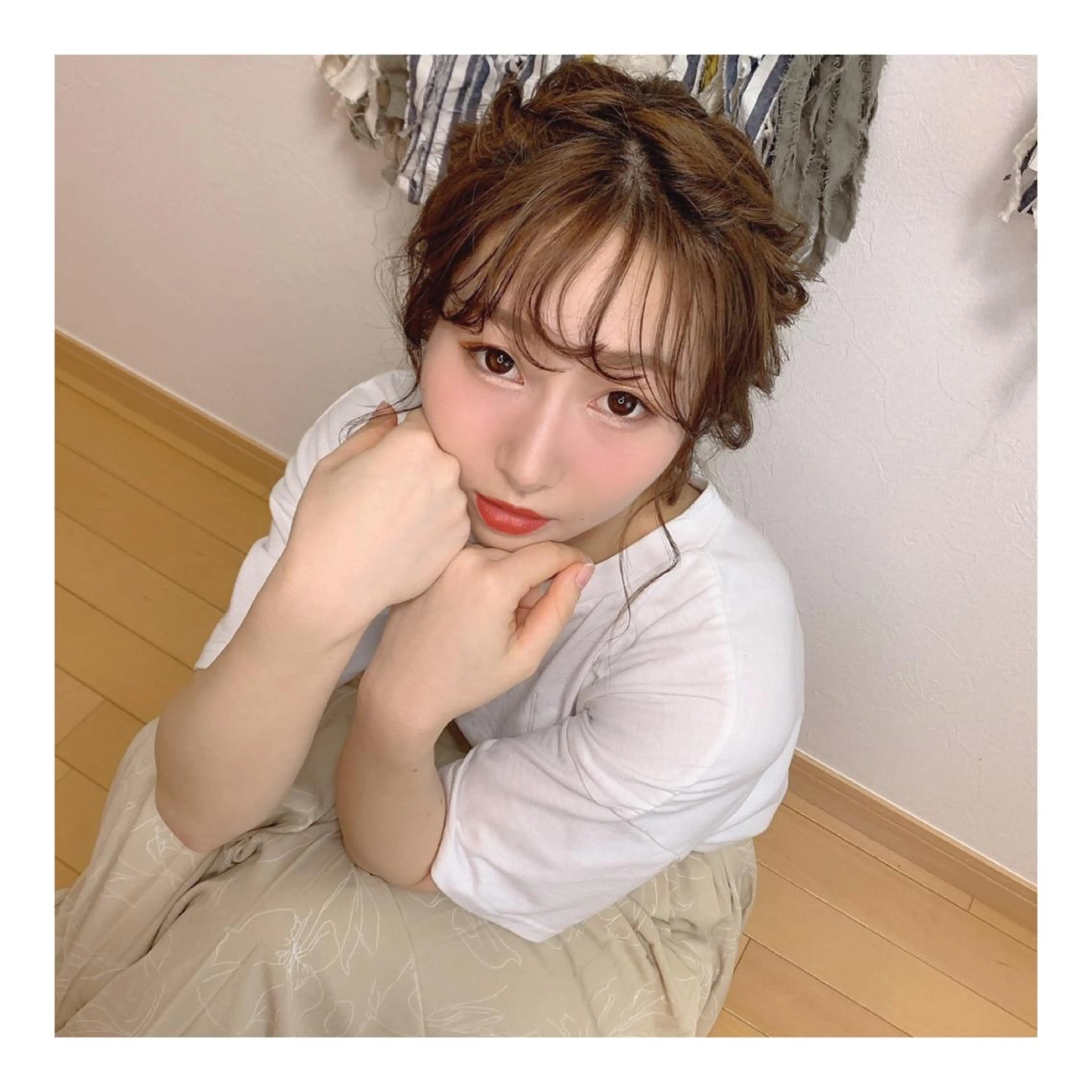 ミディアム ヘアアレンジ ヘアアンドメイクムタ 新居のヘアスタイル