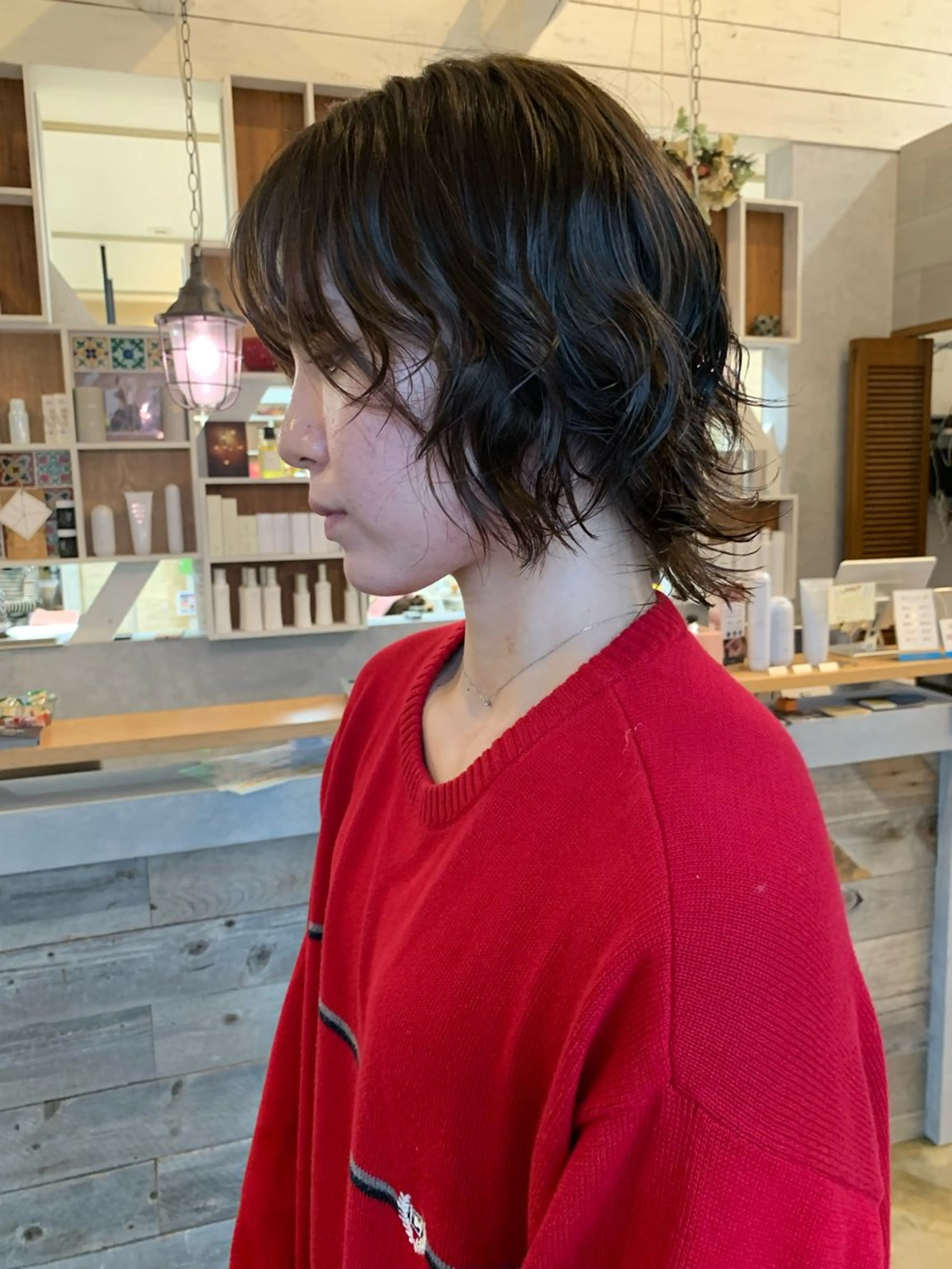 ミディアム ミディアムパーマ ウルフカット longtemps所属・カワサキ マホのヘアスタイル