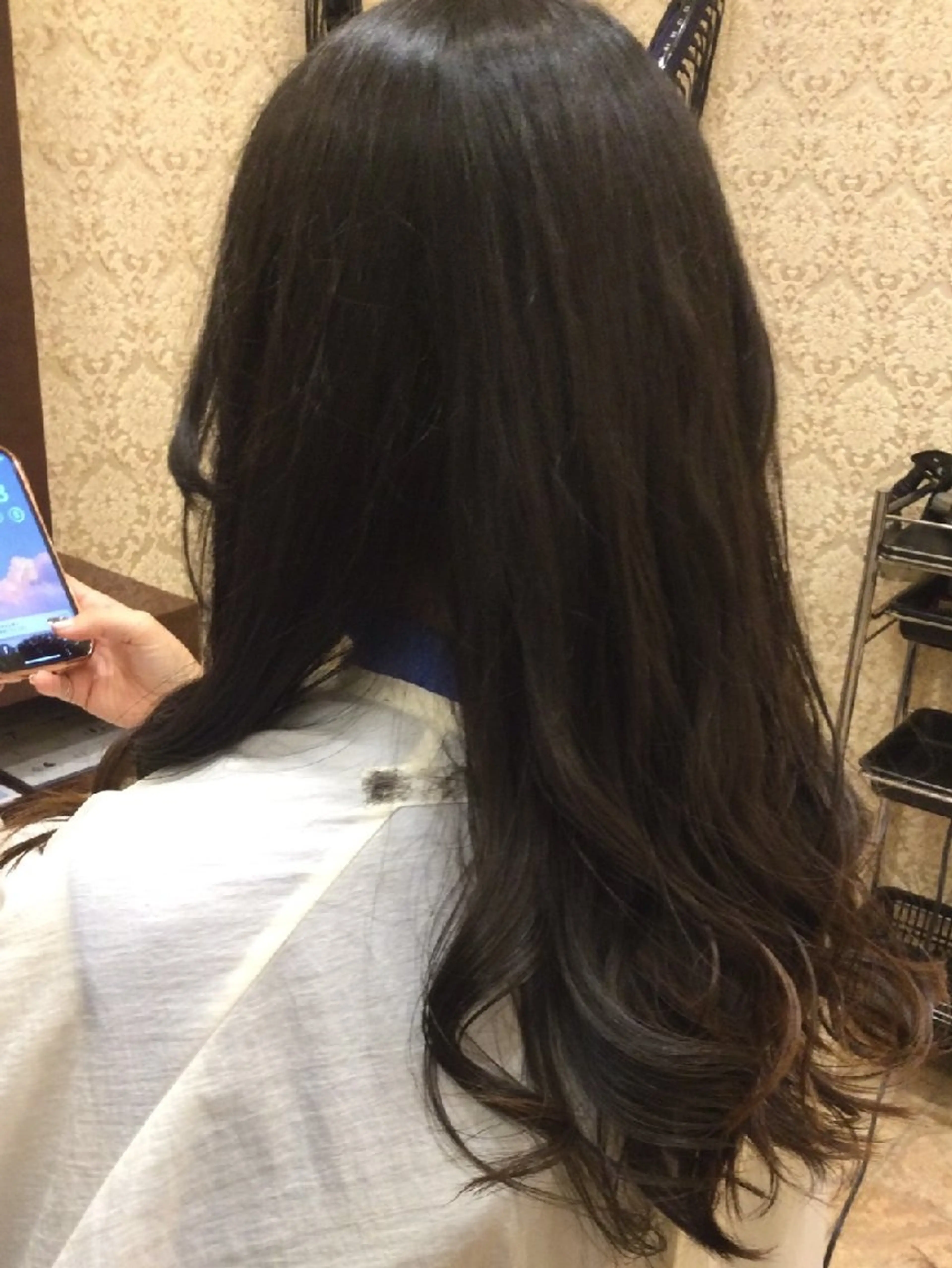 ロング 越川 南美のヘアスタイル