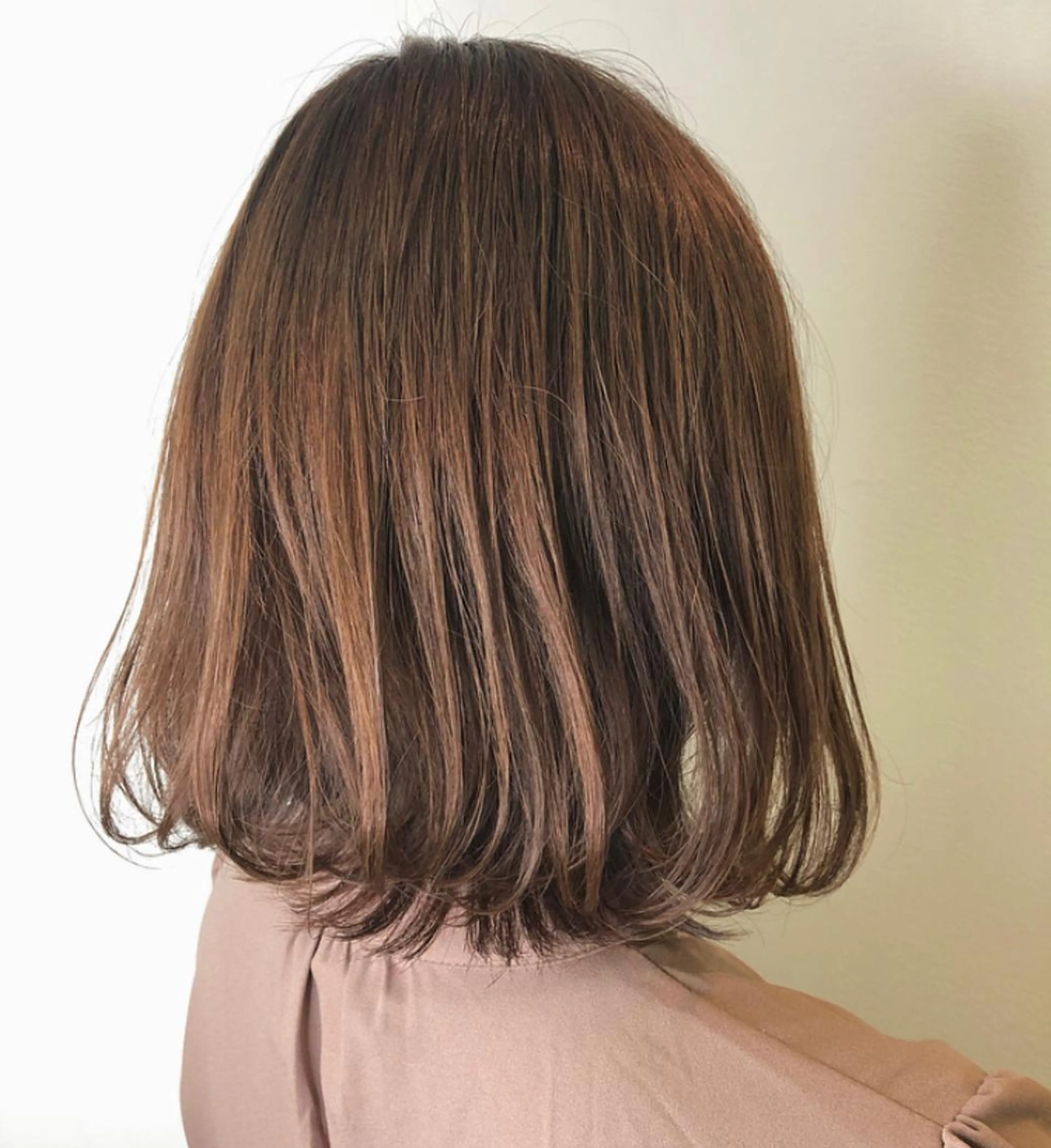 ミディアム カット ヘアカラー トリートメント 松本 剛成のヘアスタイル