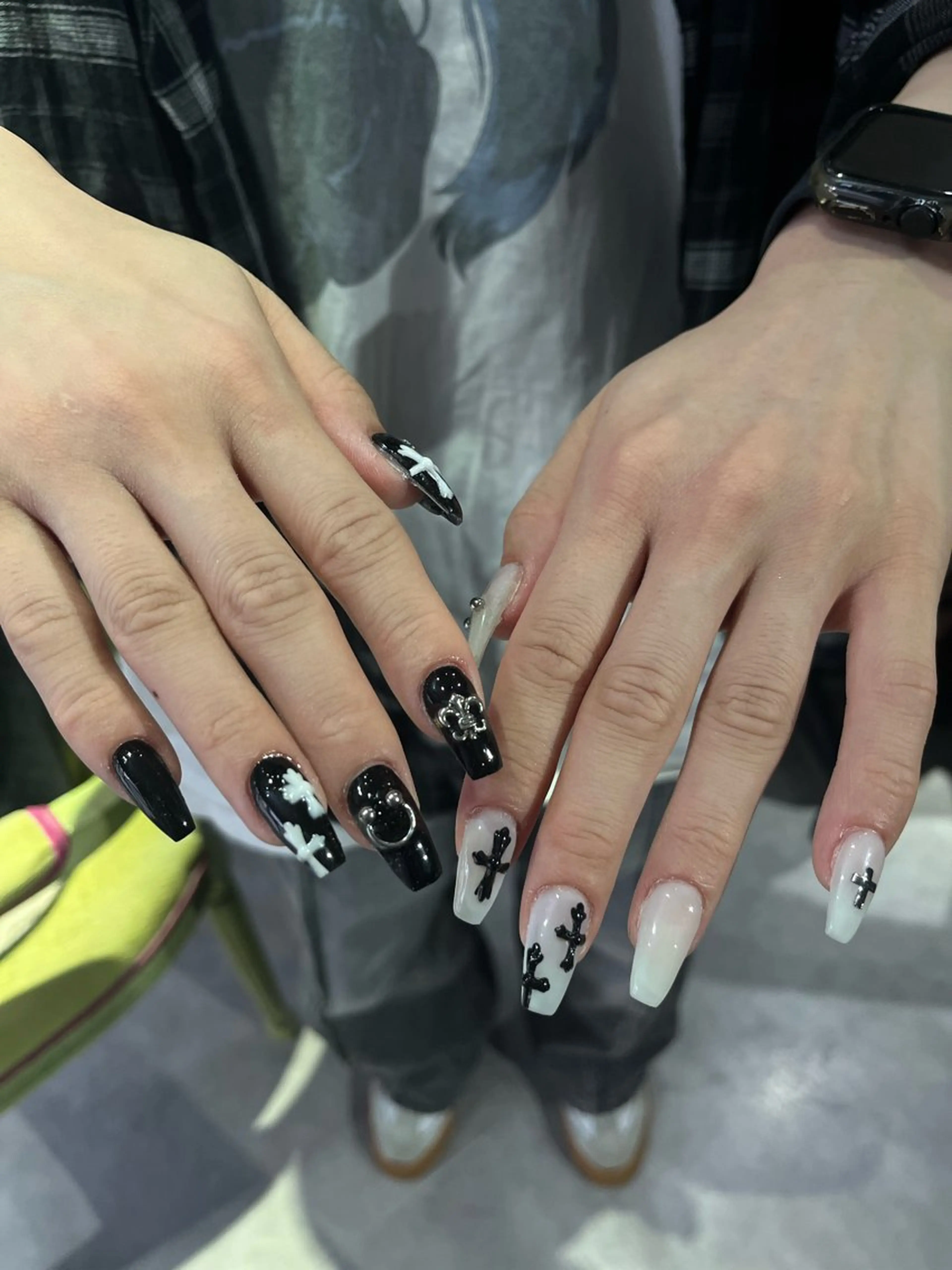 ネイル ハンドネイル フットネイル 小川 柚香のネイルデザイン