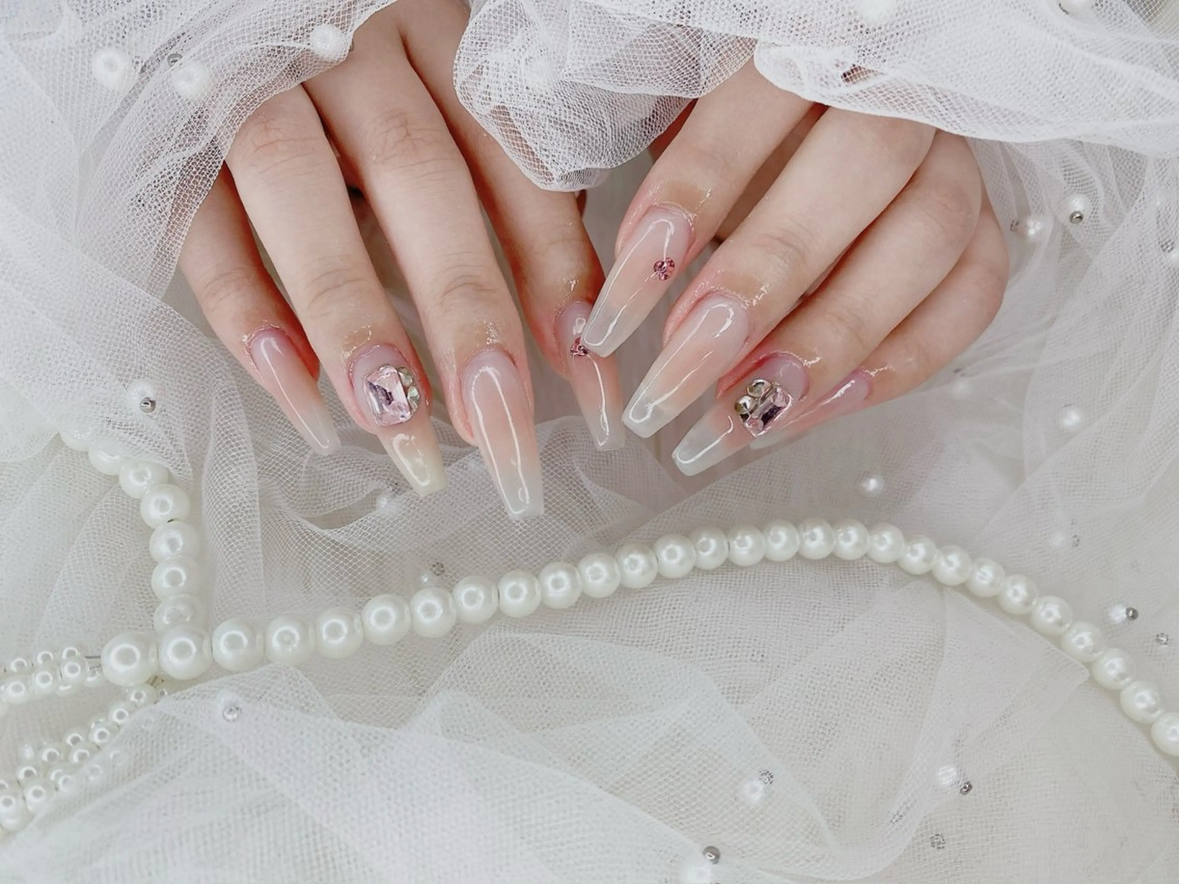 ネイル チークネイル HARUKA 長堀橋のネイルデザイン