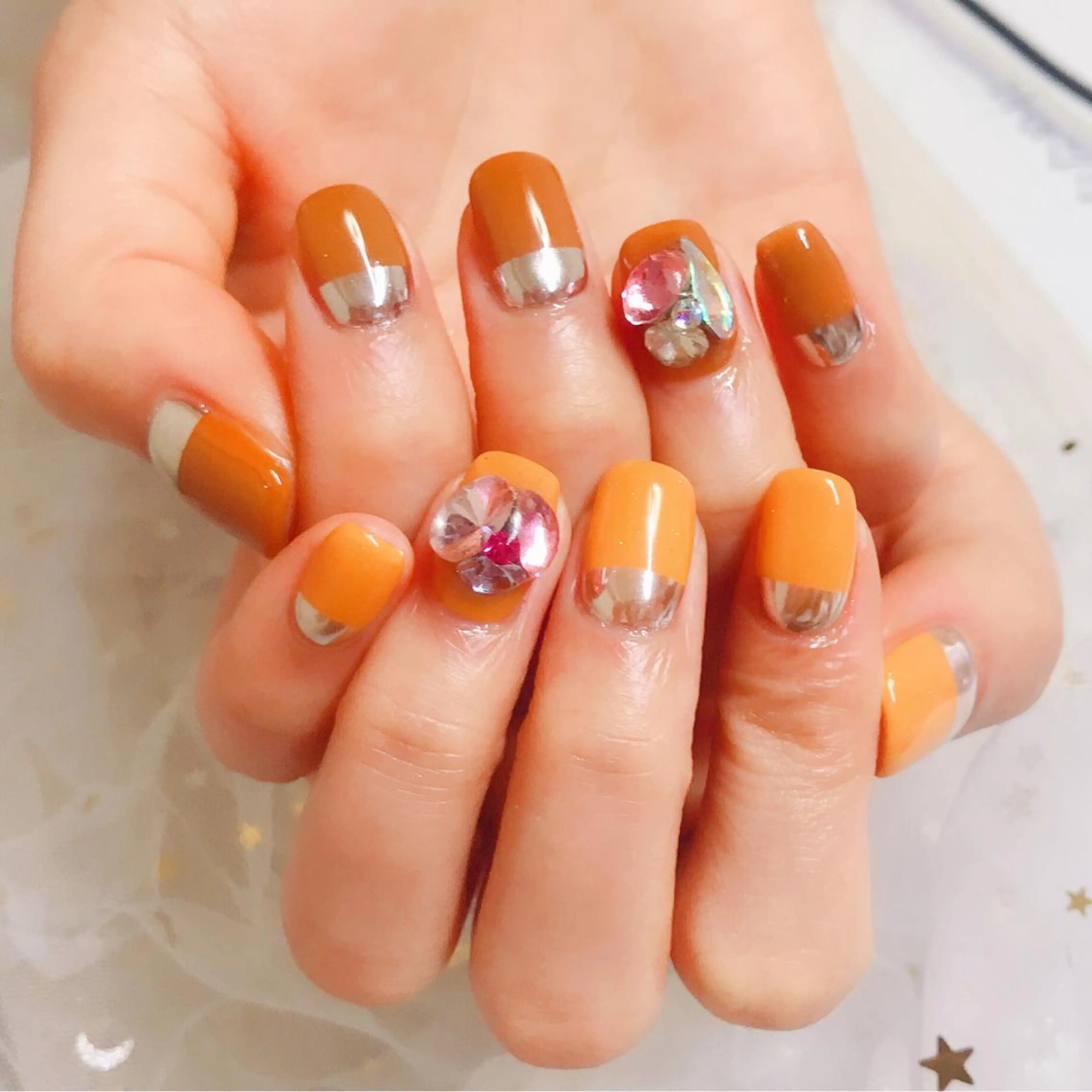 ショート カラー ネイル フレンチネイル ミラーネイル Q Free nailsのネイルデザイン