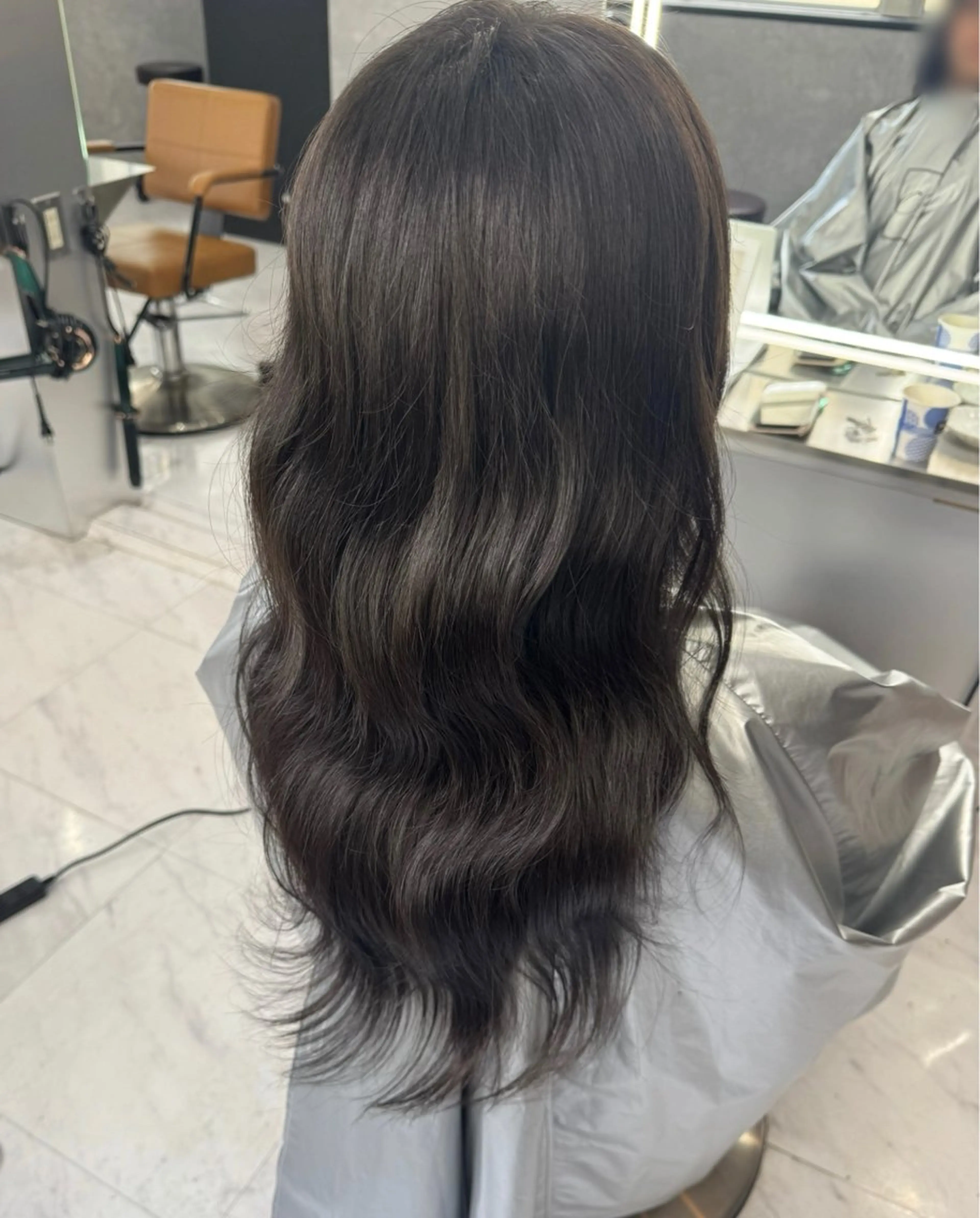 ロング ヘアカラー 石橋 茉桜のヘアスタイル