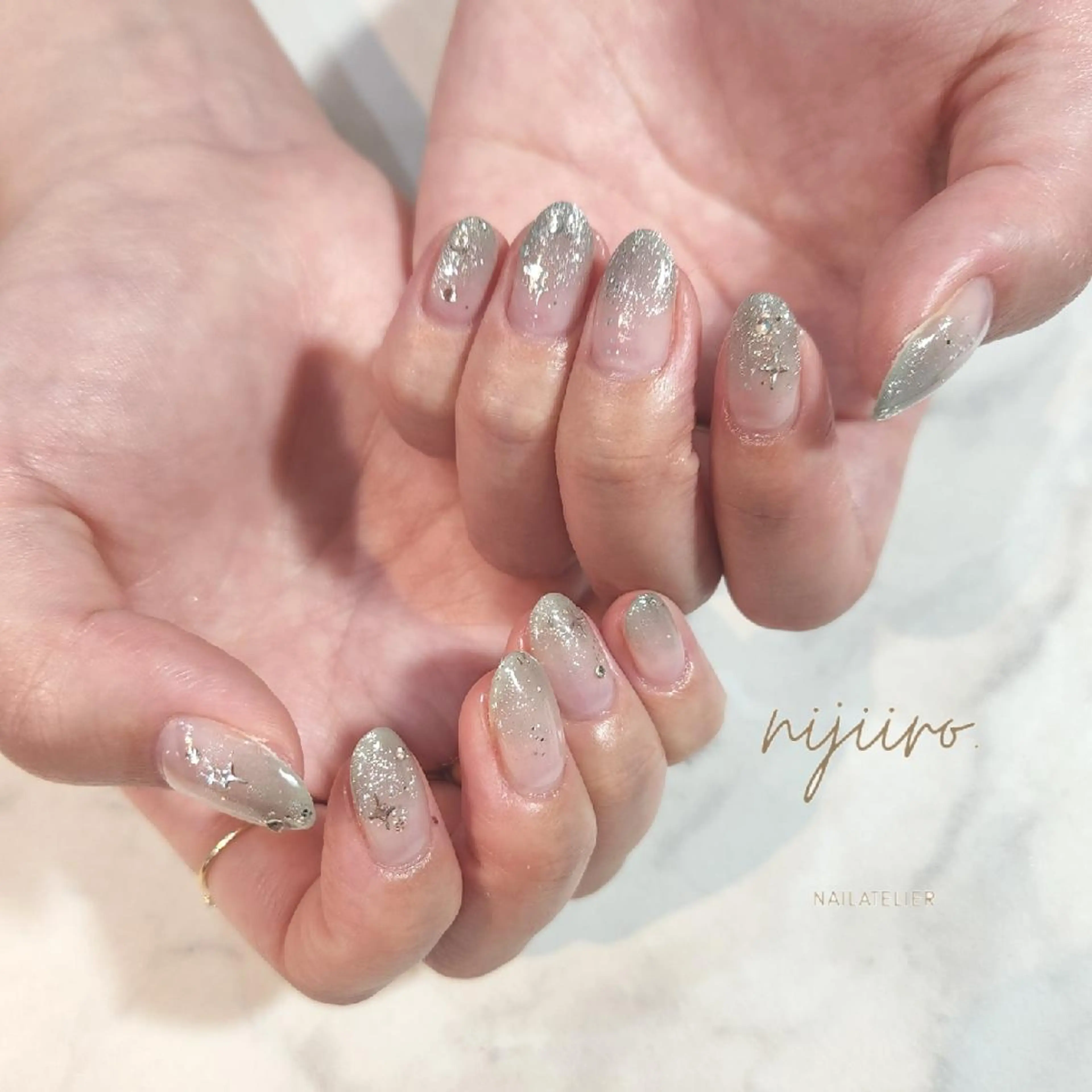 ネイル ハンドネイル nailatelier nijiiro.所属・nijiiro🌈 サトウのネイルデザイン